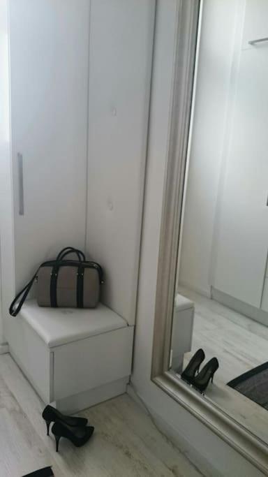 LittleWhiteInTheHeartOfBudapest