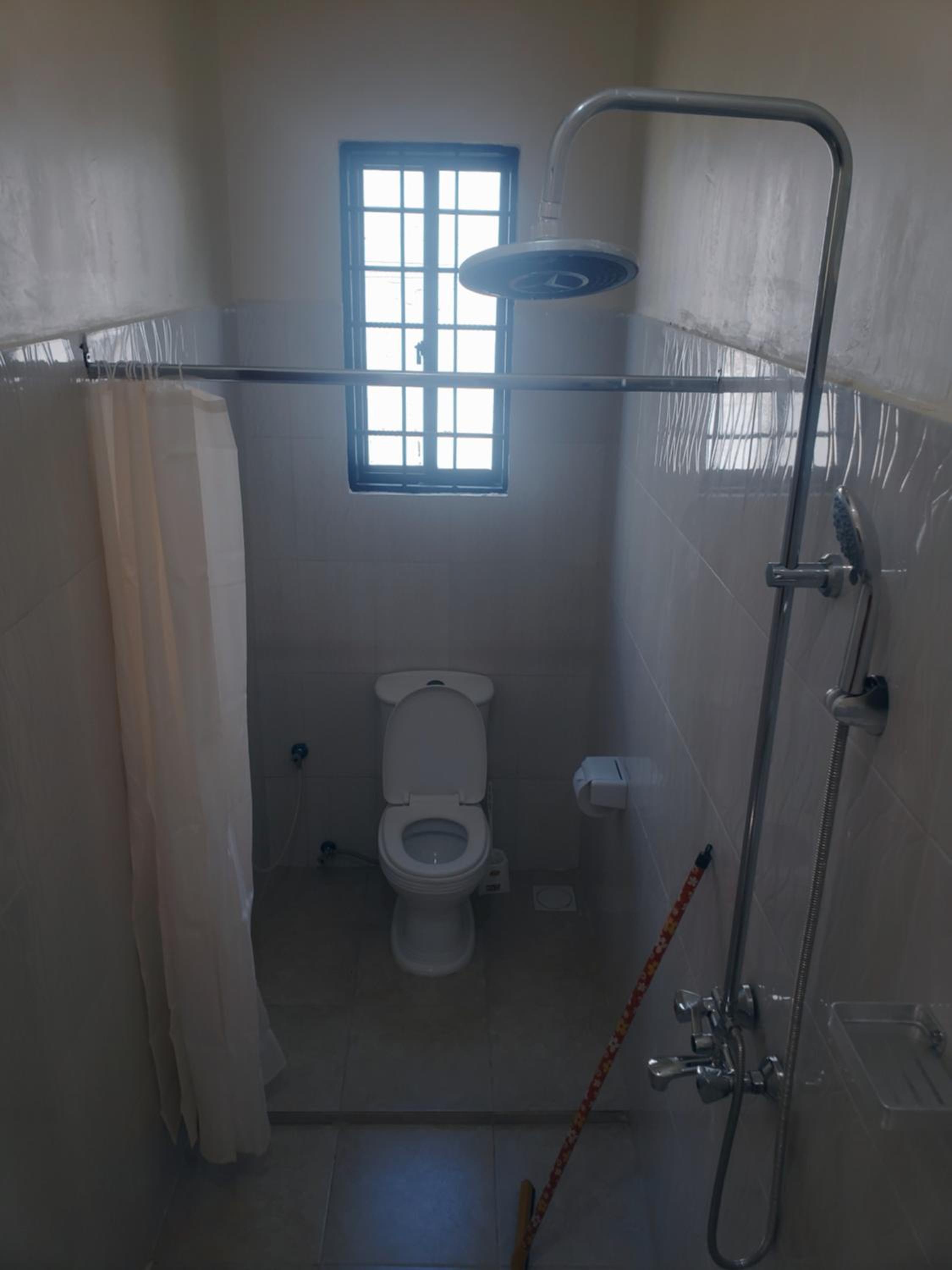 L&j modern backpackers BnB