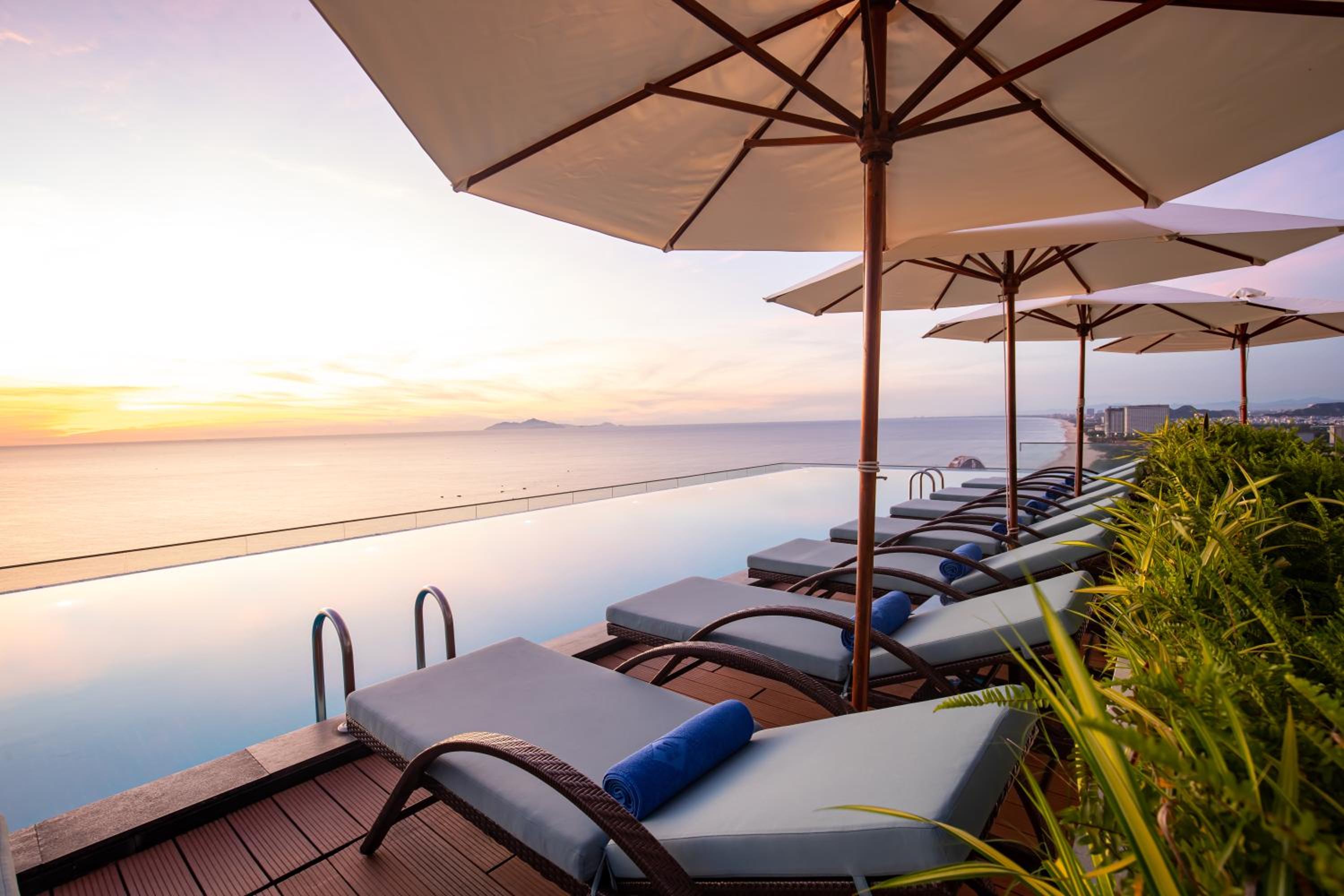 TMS Hotel Da Nang Beach 82