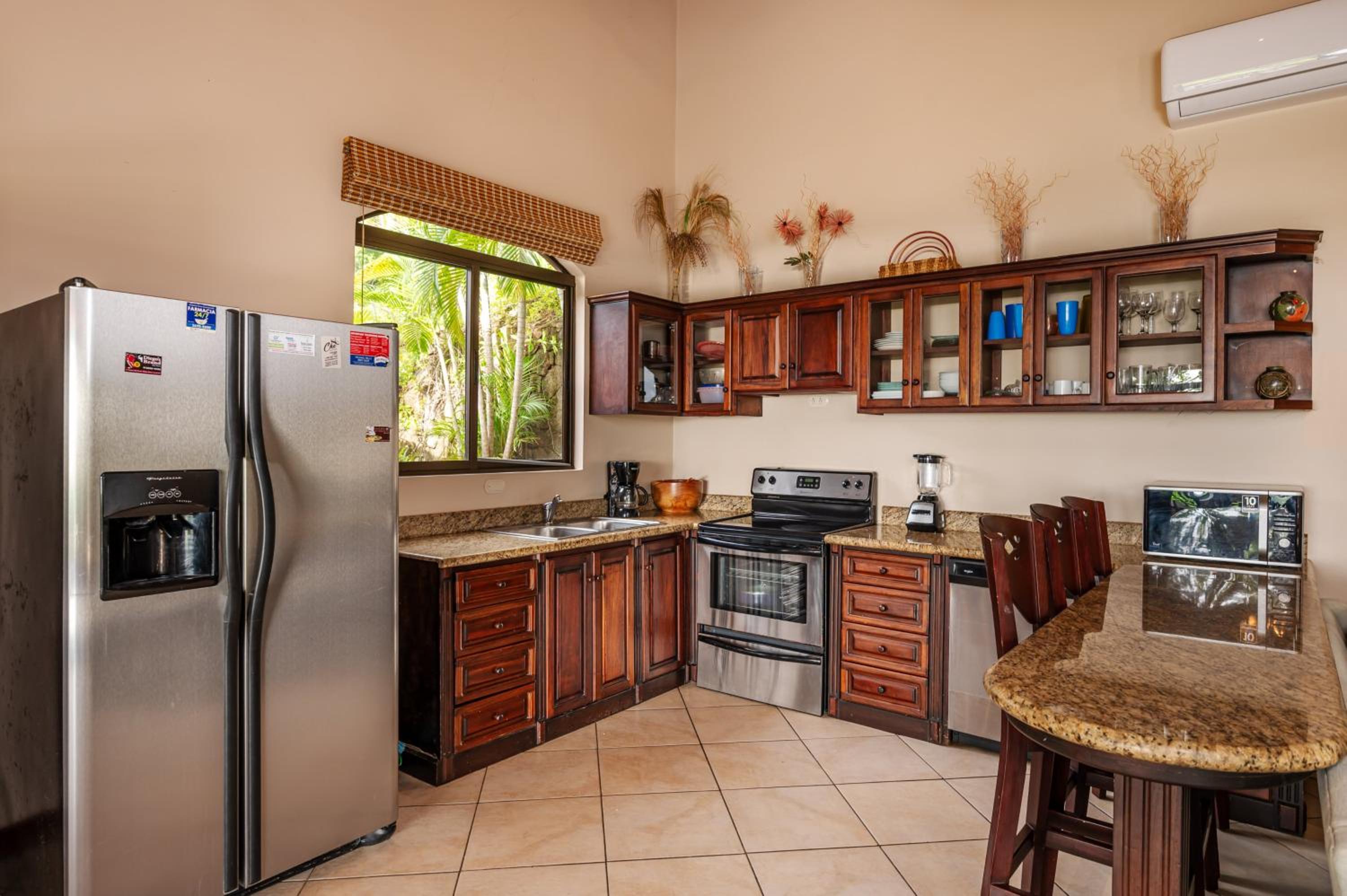 Casa Lasky 4br Villa W Pool & View