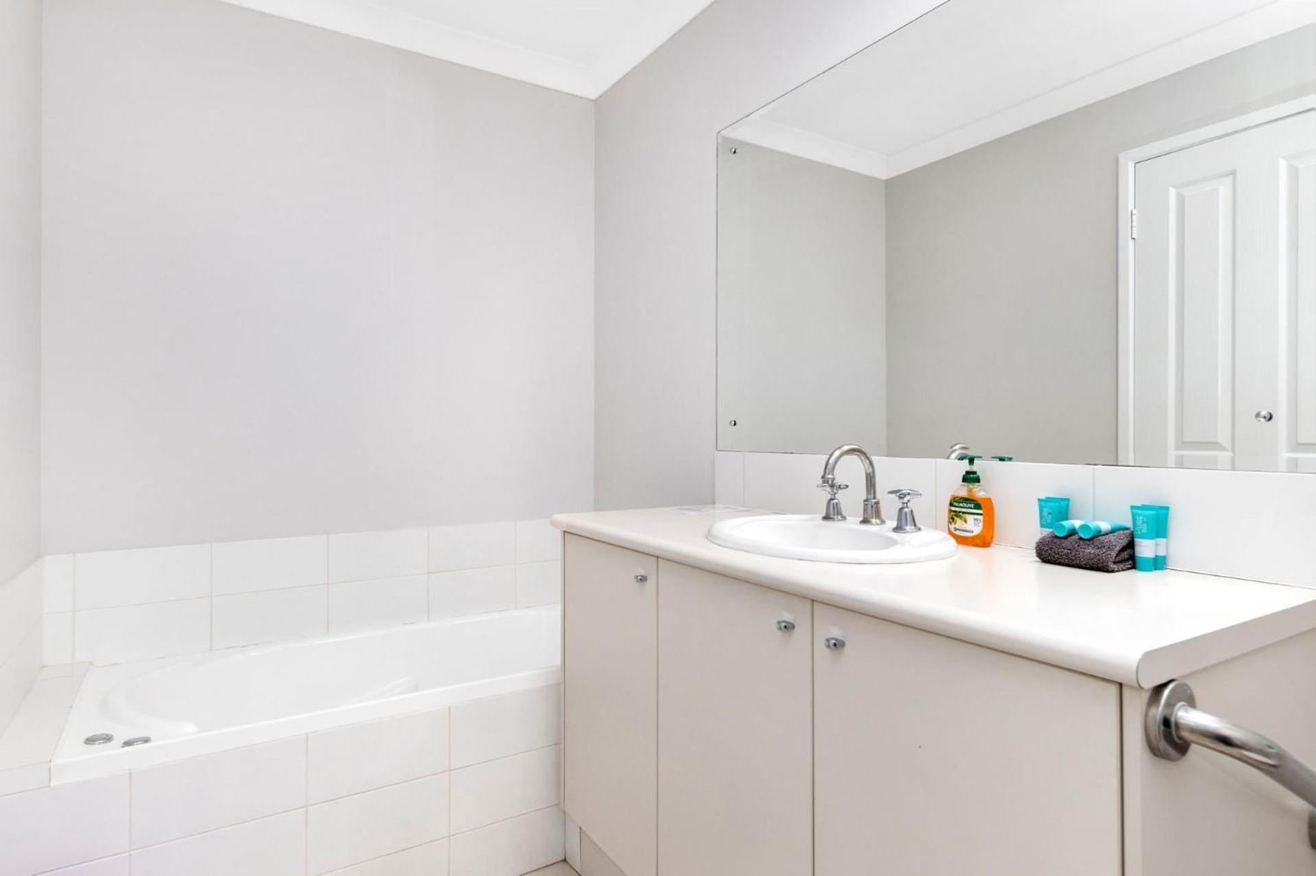 Escape to 28 at Cape View