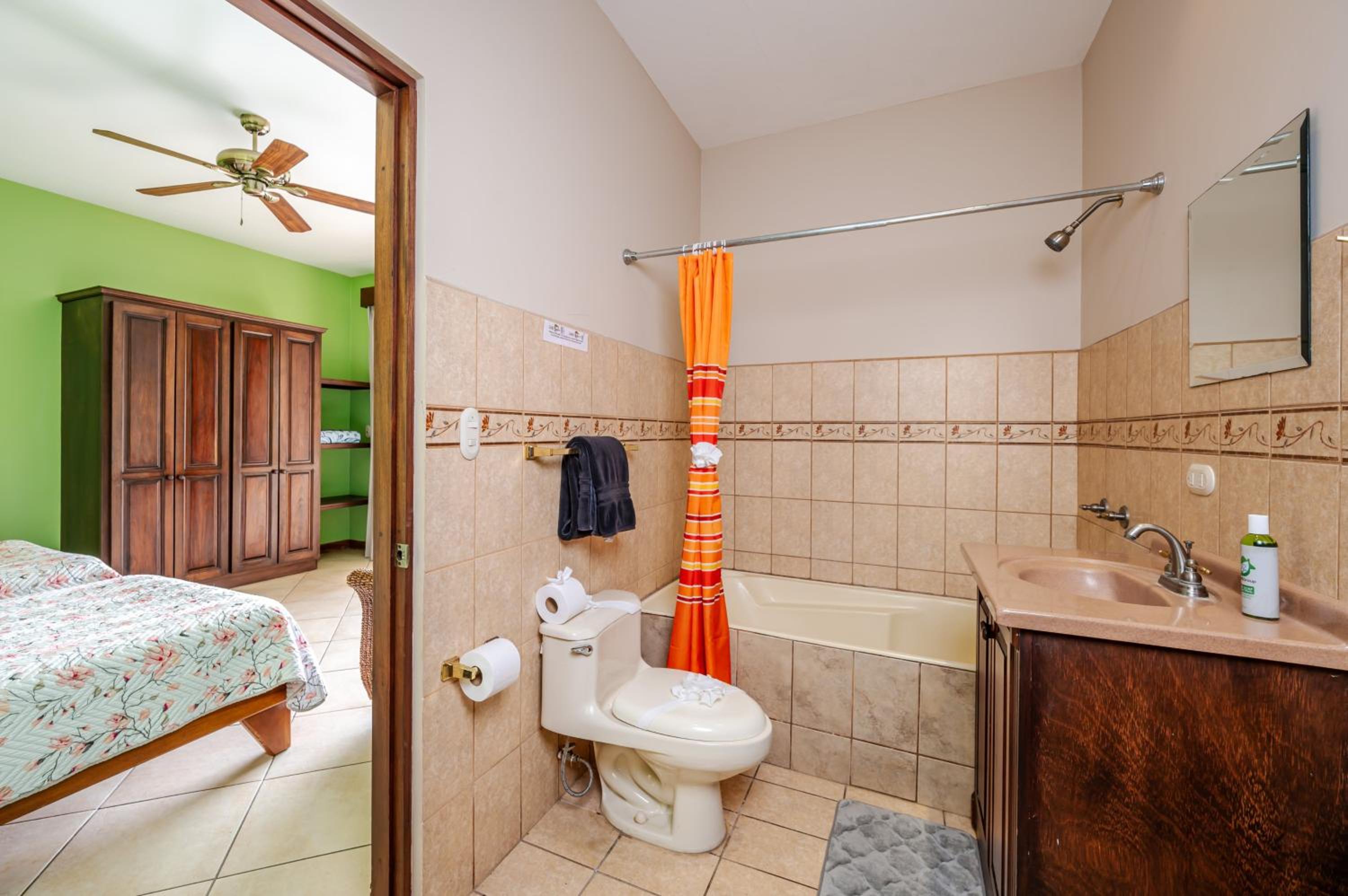 Casa Lasky 4br Villa W Pool & View