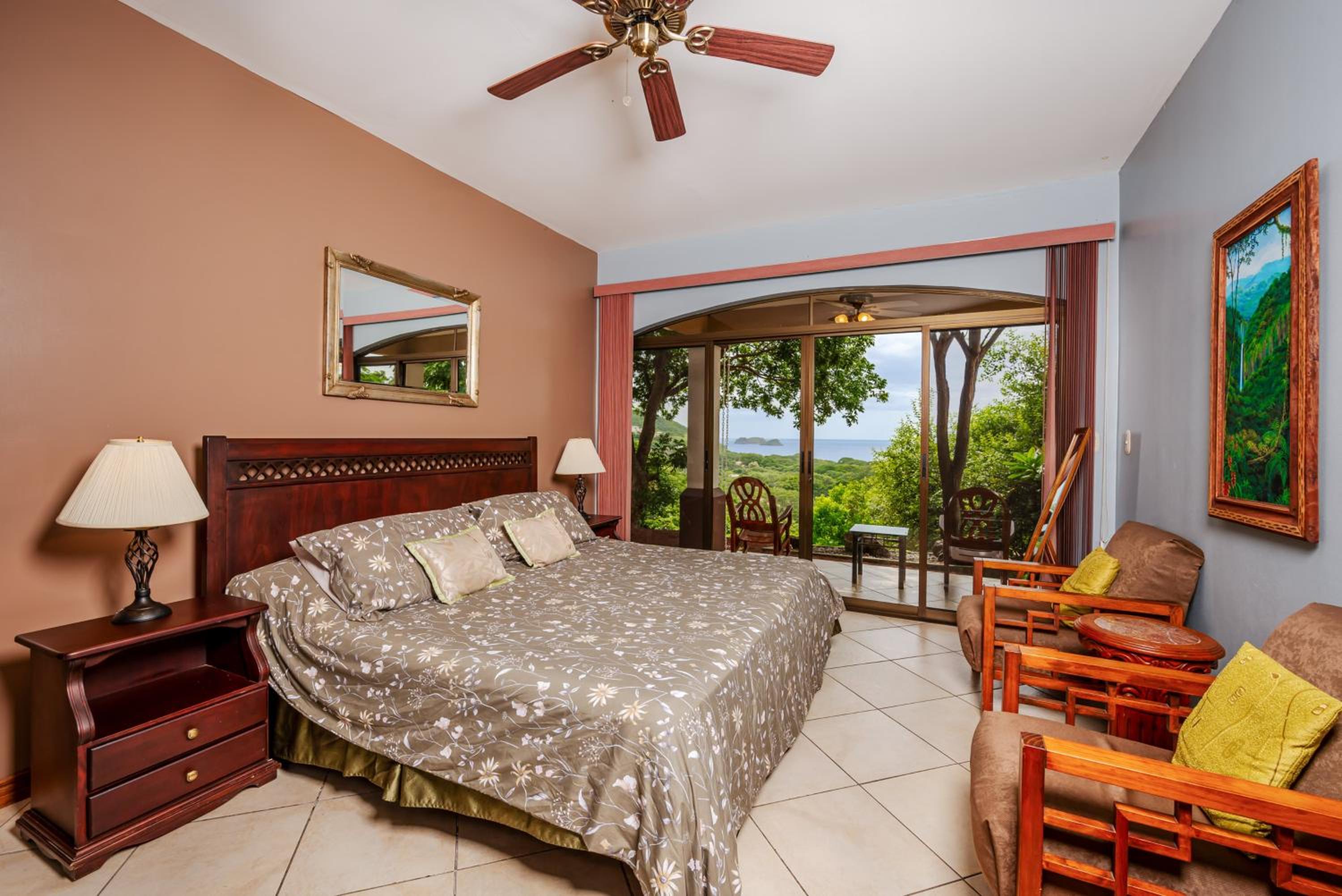 Casa Lasky 4br Villa W Pool & View