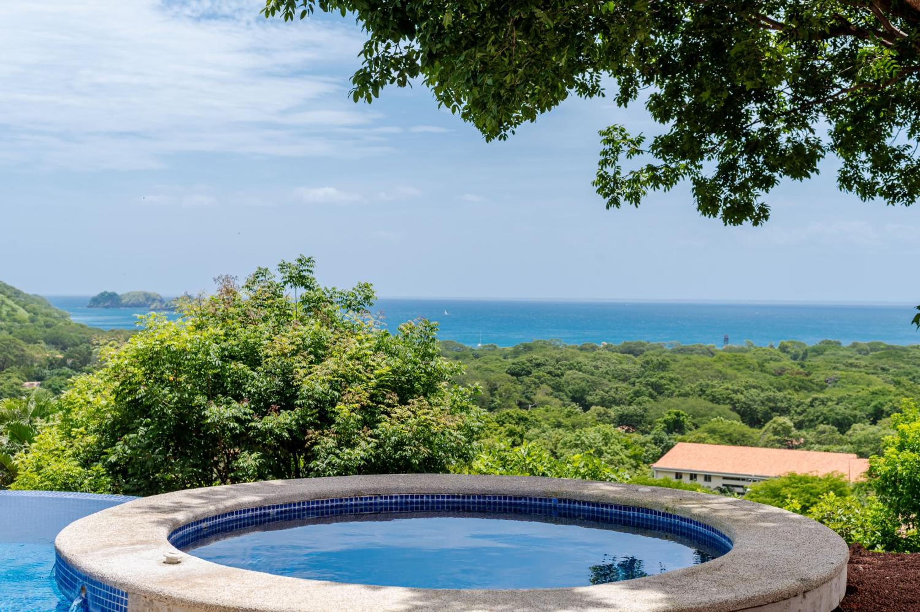 Casa Lasky 4br Villa W Pool & View