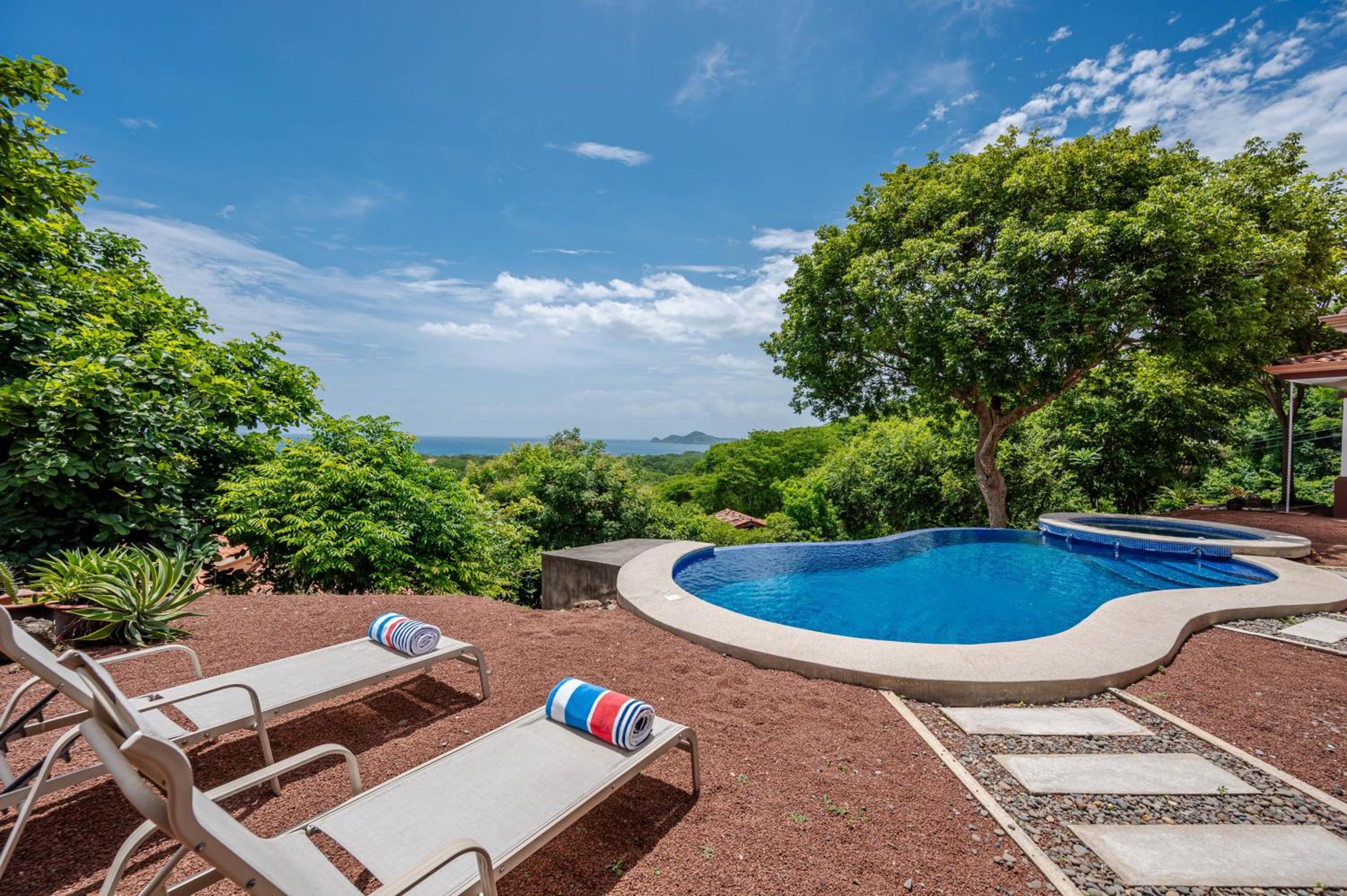 Casa Lasky 4br Villa W Pool & View