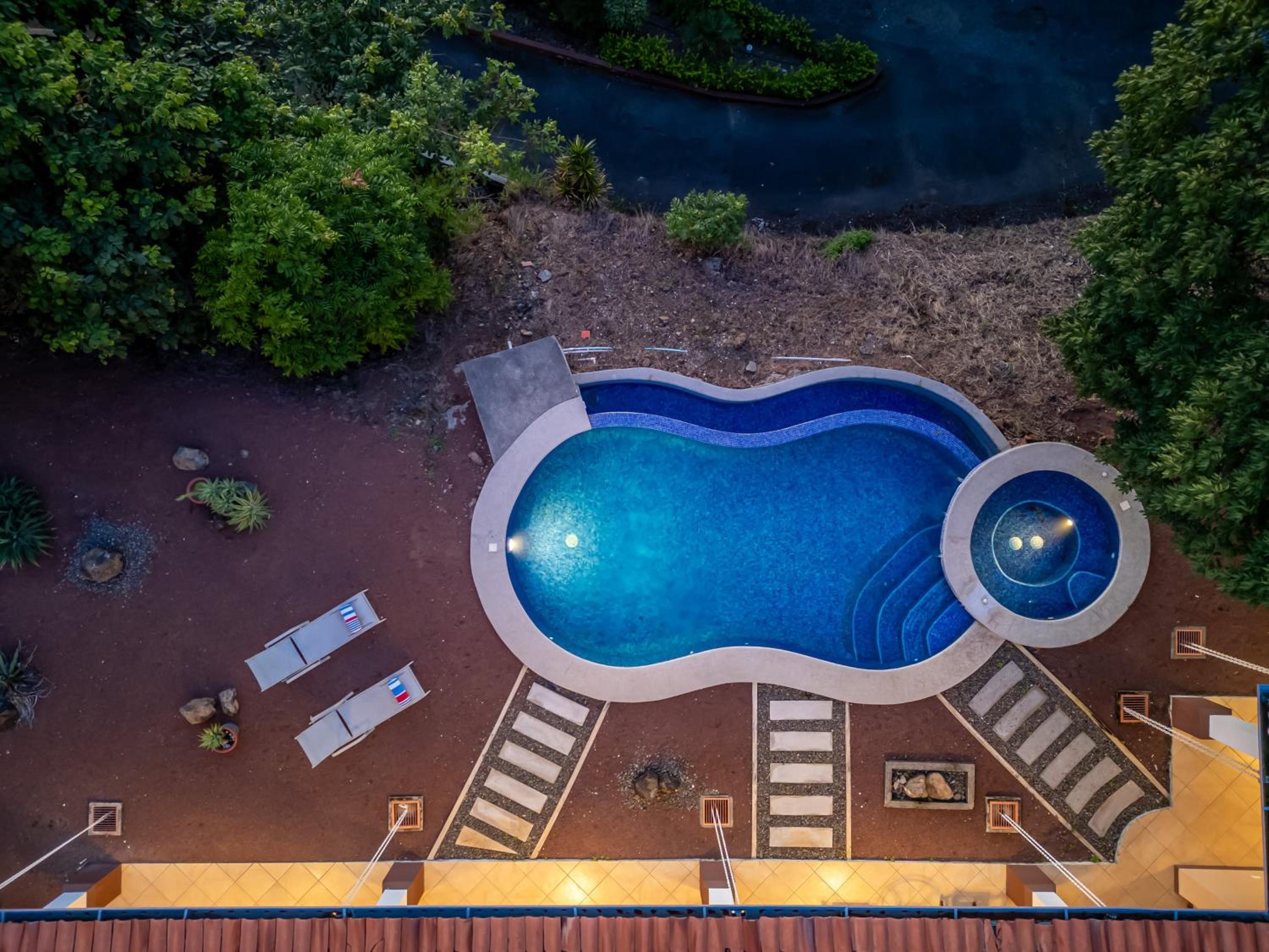 Casa Lasky 4br Villa W Pool & View