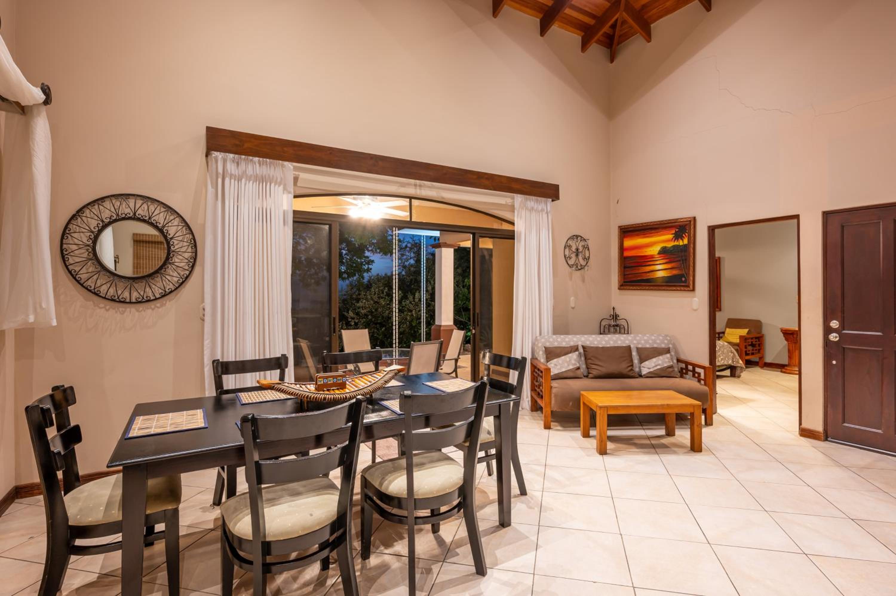 Casa Lasky 4br Villa W Pool & View