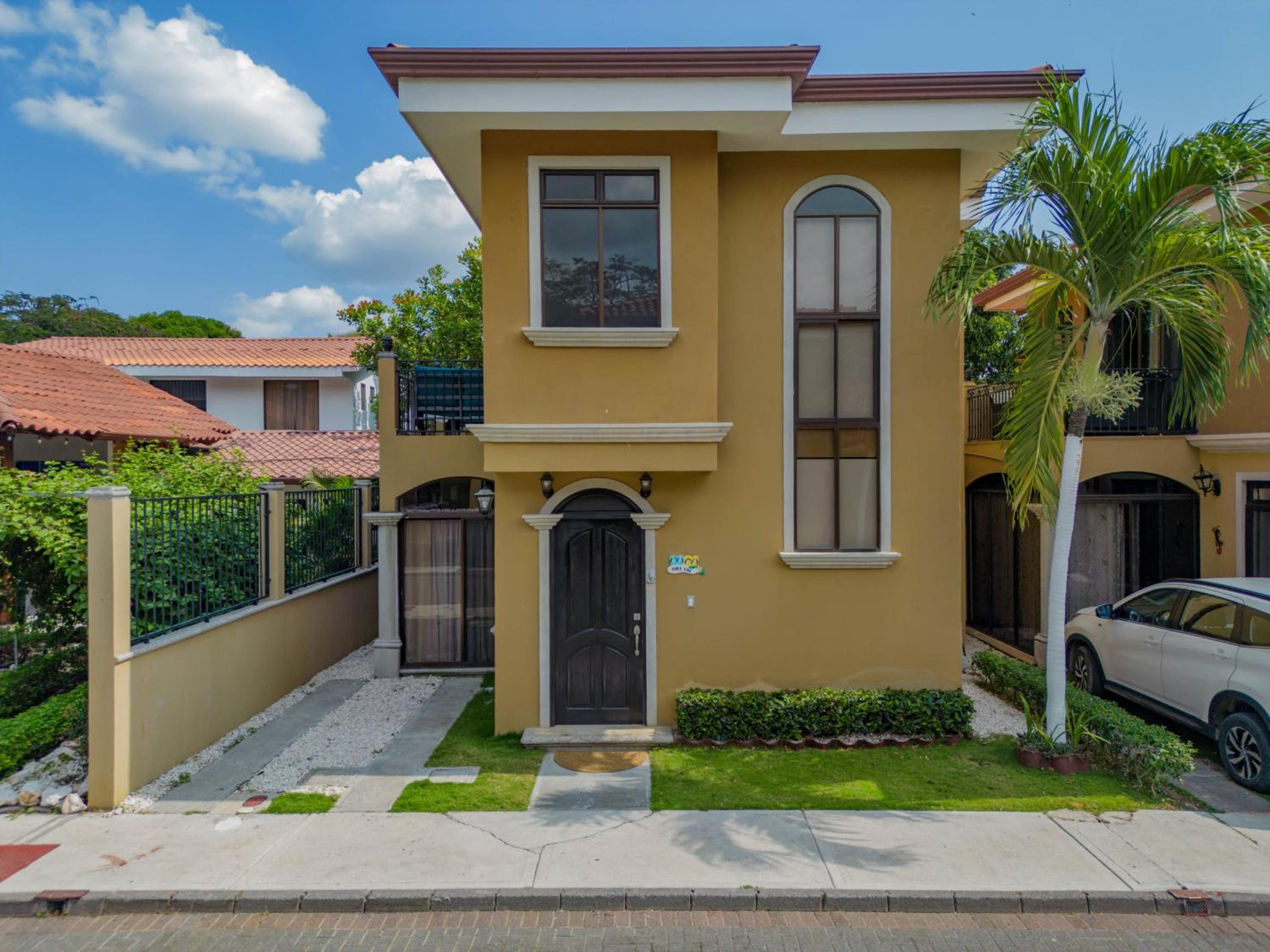 One Particular Harbor 2br Townhouse 4 Guests