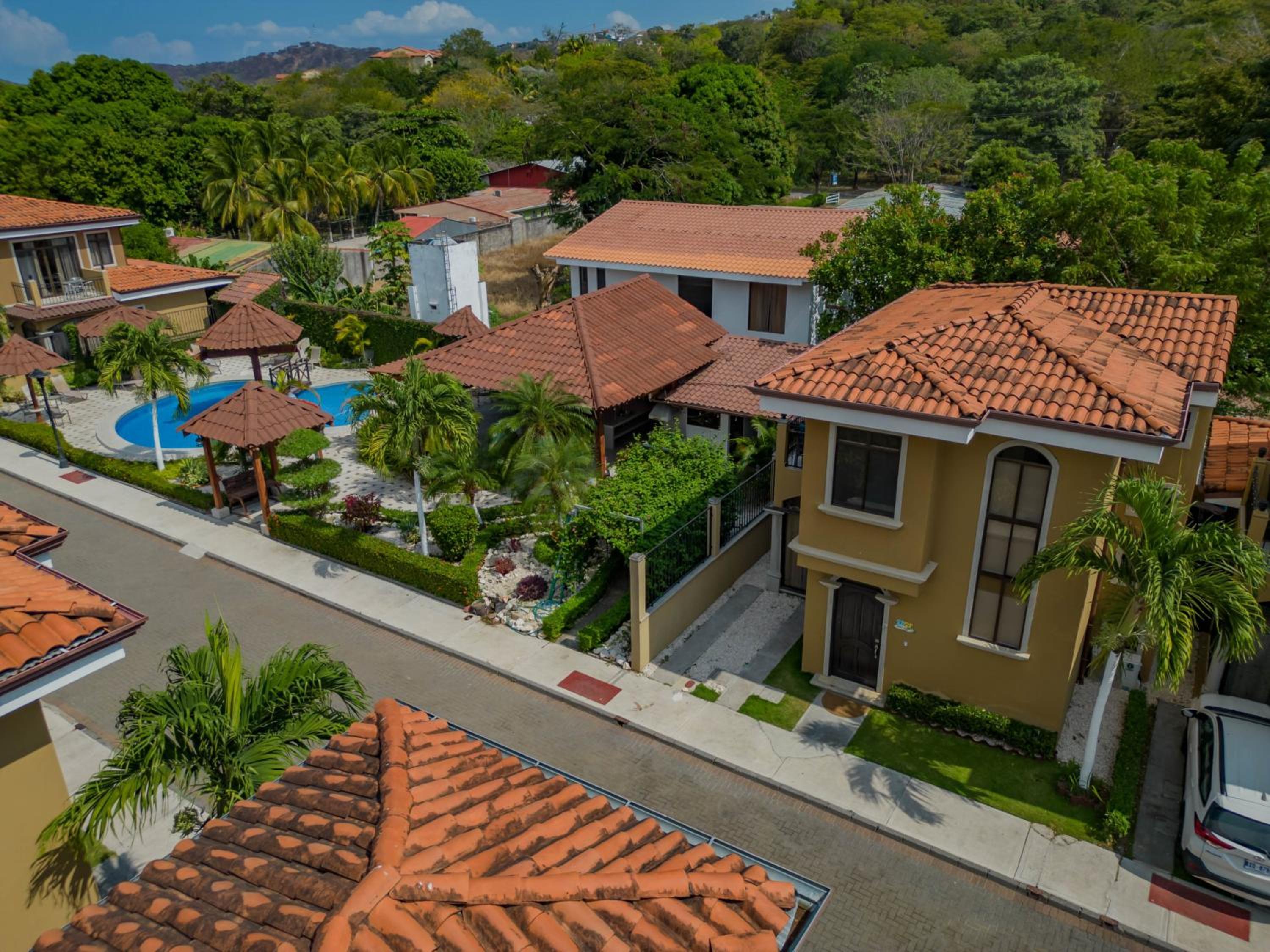 One Particular Harbor 2br Townhouse 4 Guests