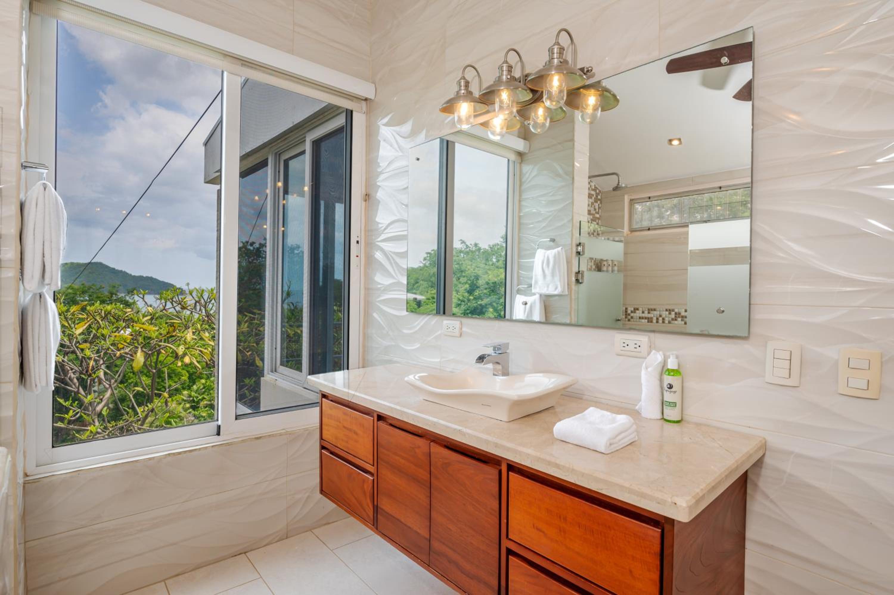 Villa Vista Bahiainfinity Poolbay & Ocean View