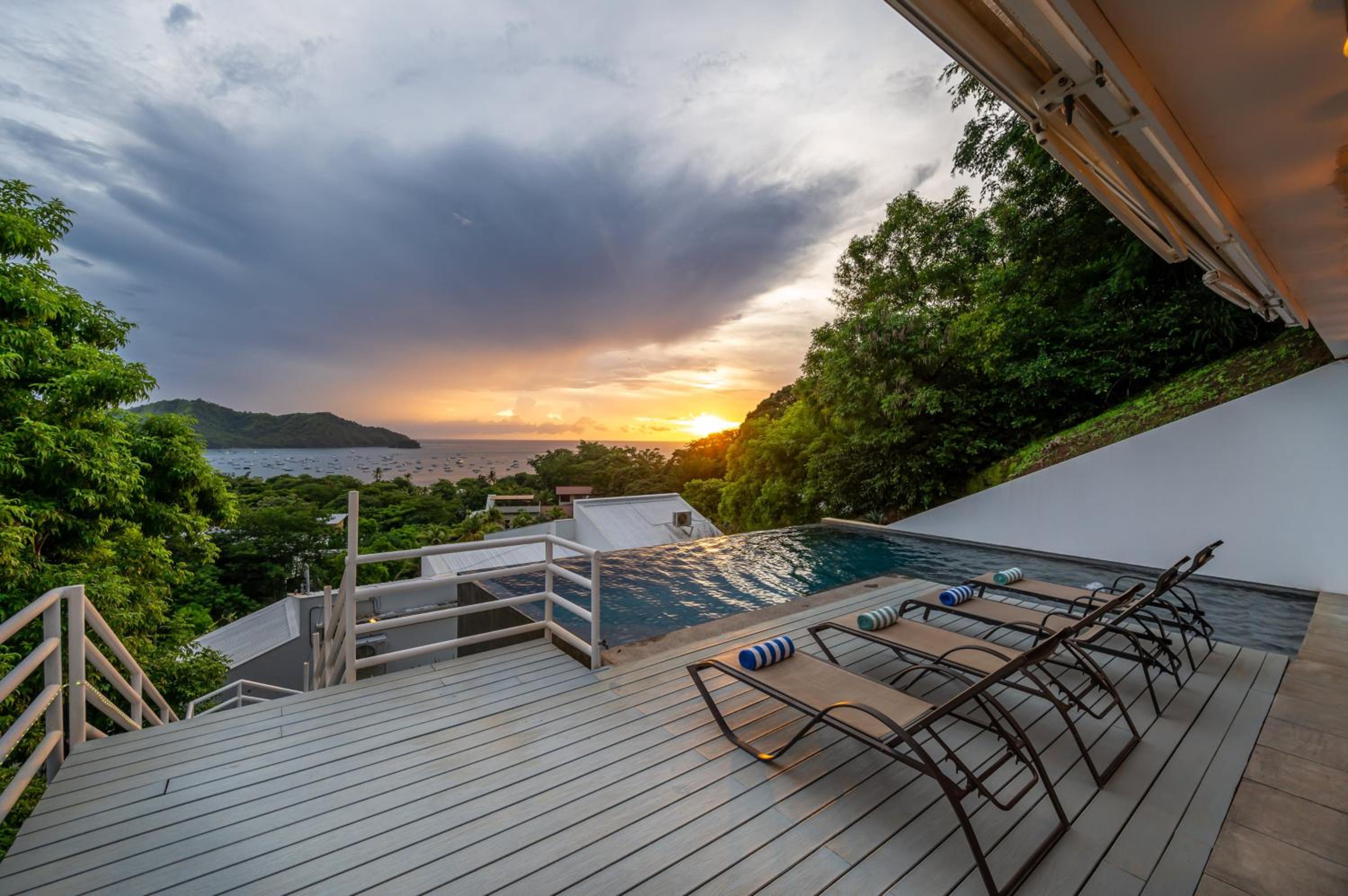 Villa Vista Bahiainfinity Poolbay & Ocean View