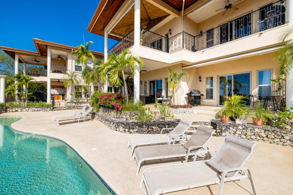 Bay Point 8