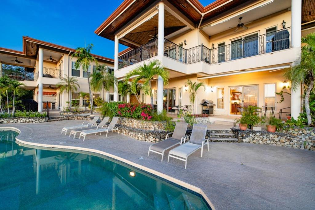 Bay Point 8