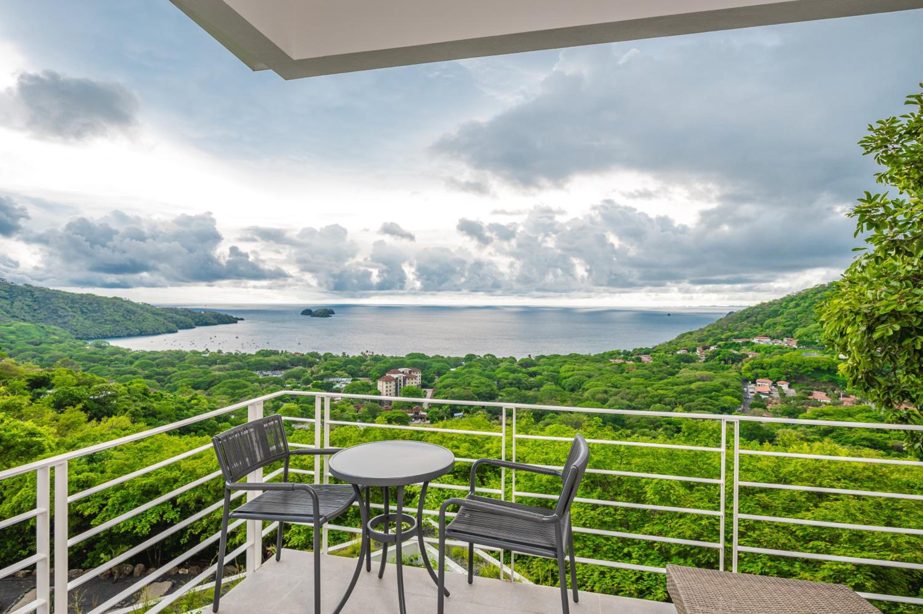 Casa Tres Vistas Bonitas 4br New! Modern Villa