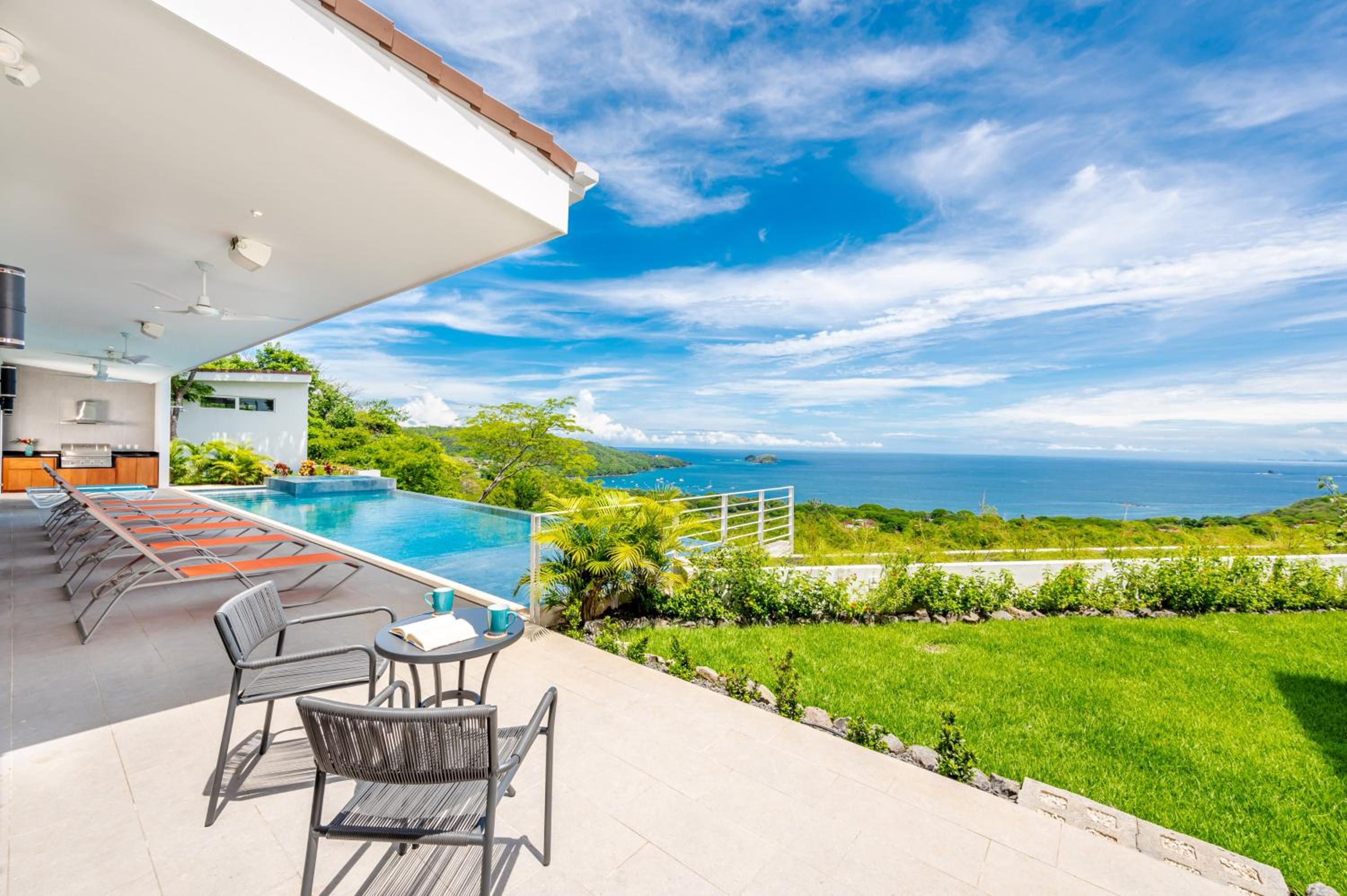 Casa Tres Vistas Bonitas 4br New! Modern Villa