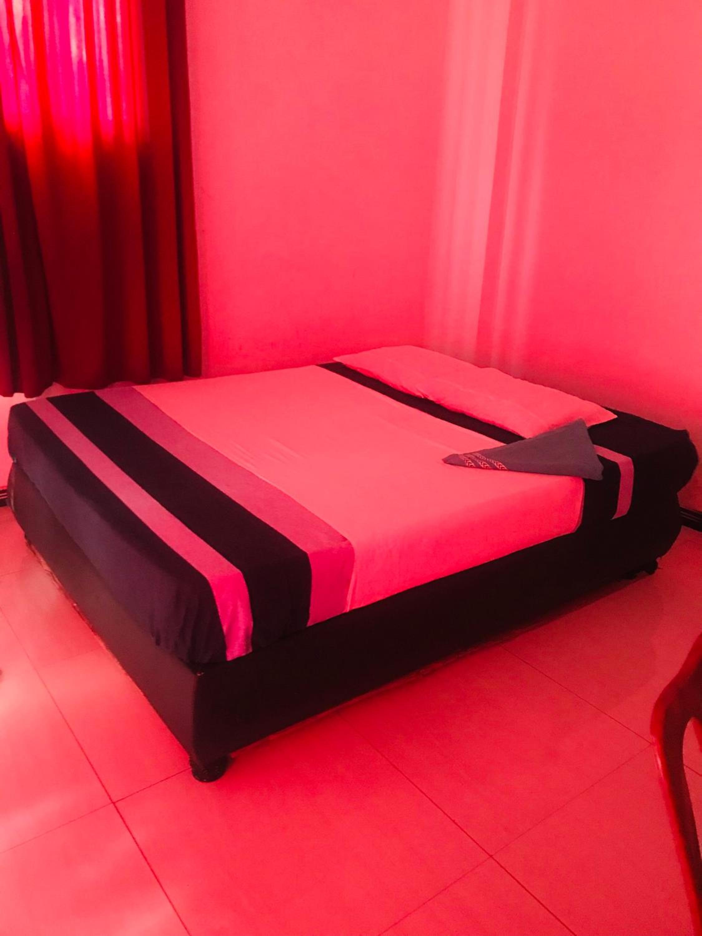 Hotel Deshapriya