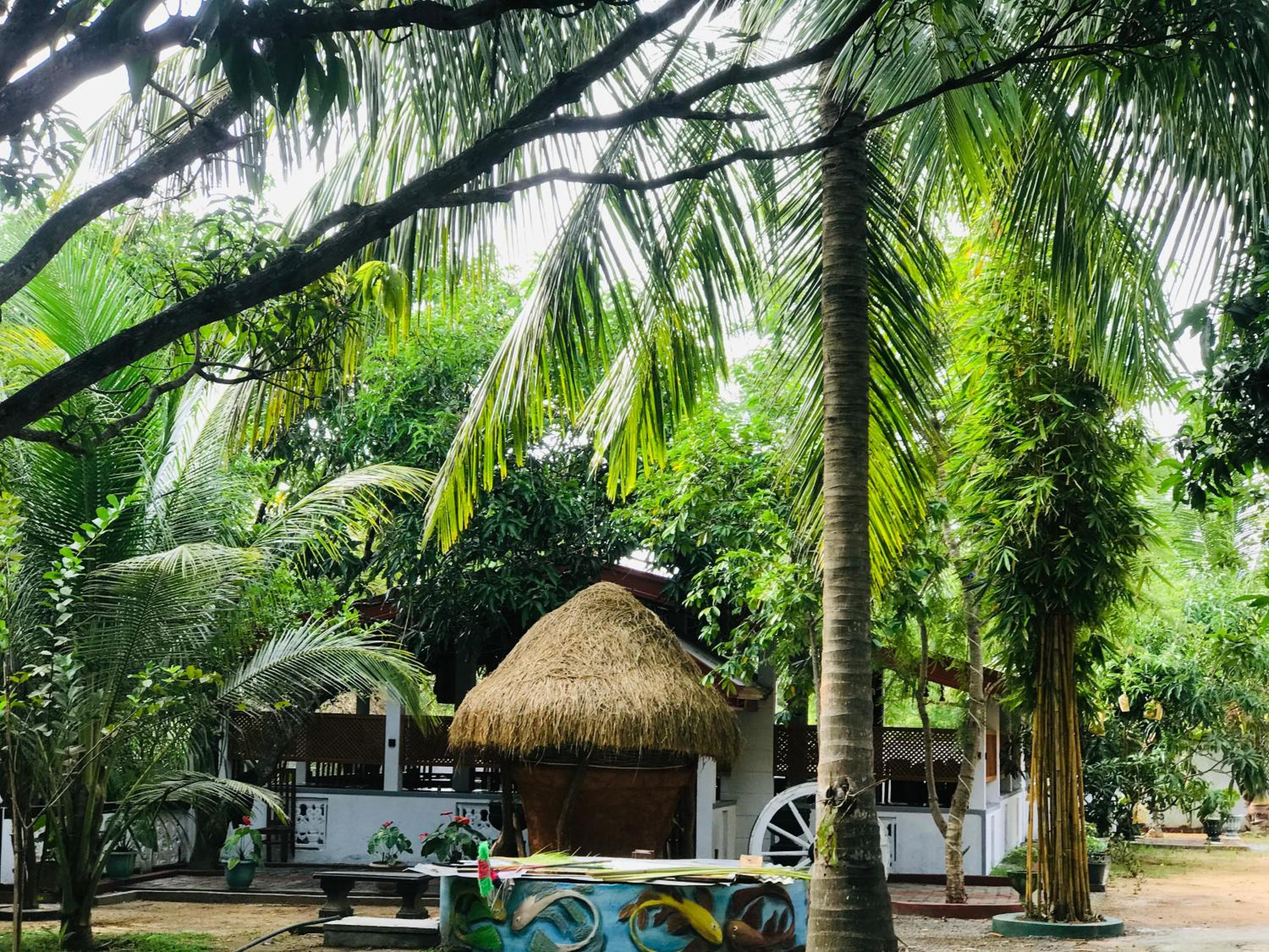 Hotel Deshapriya