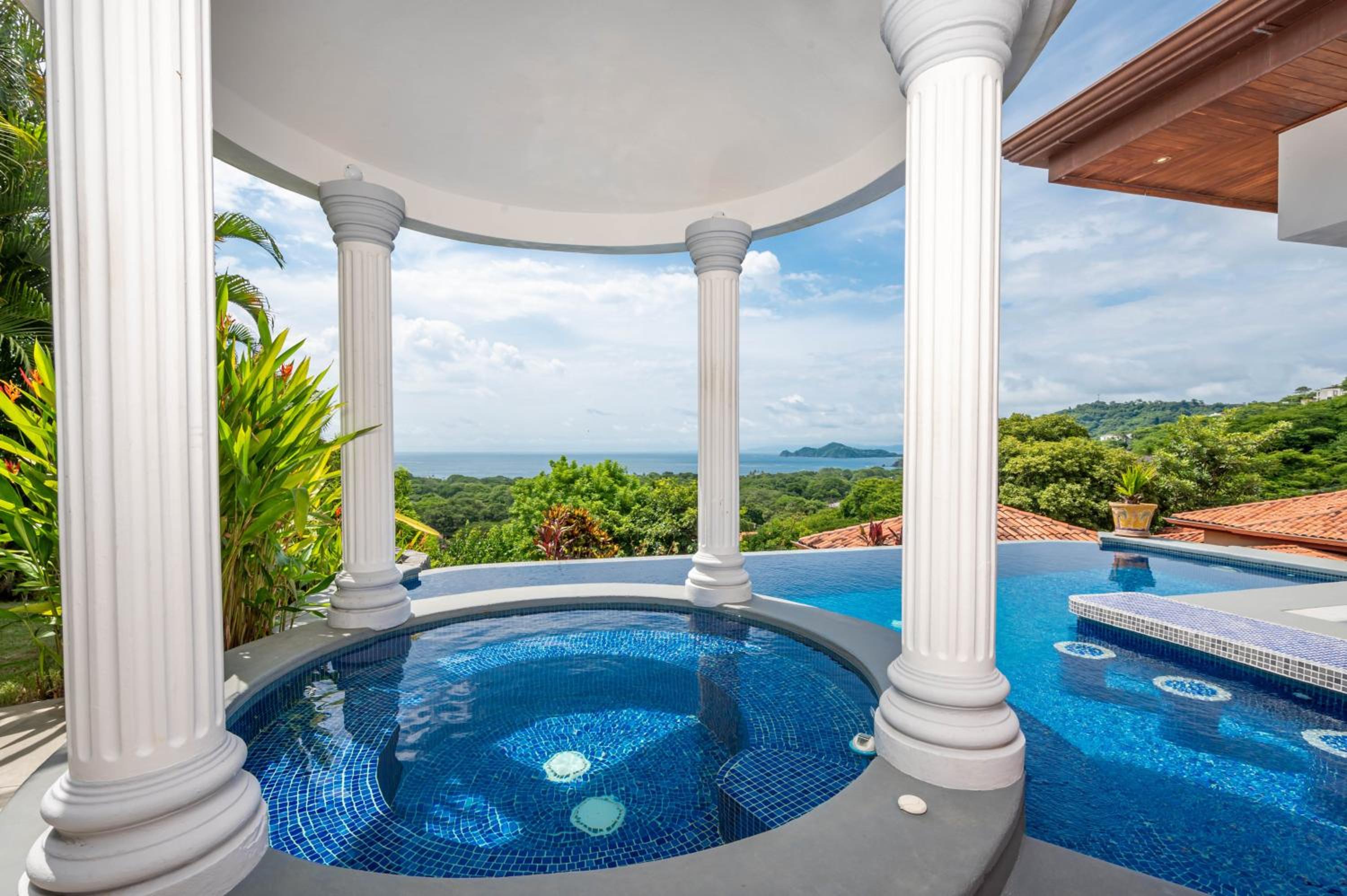 Casa Del Mar 4br Pool Villa Hermosa 8 Guests