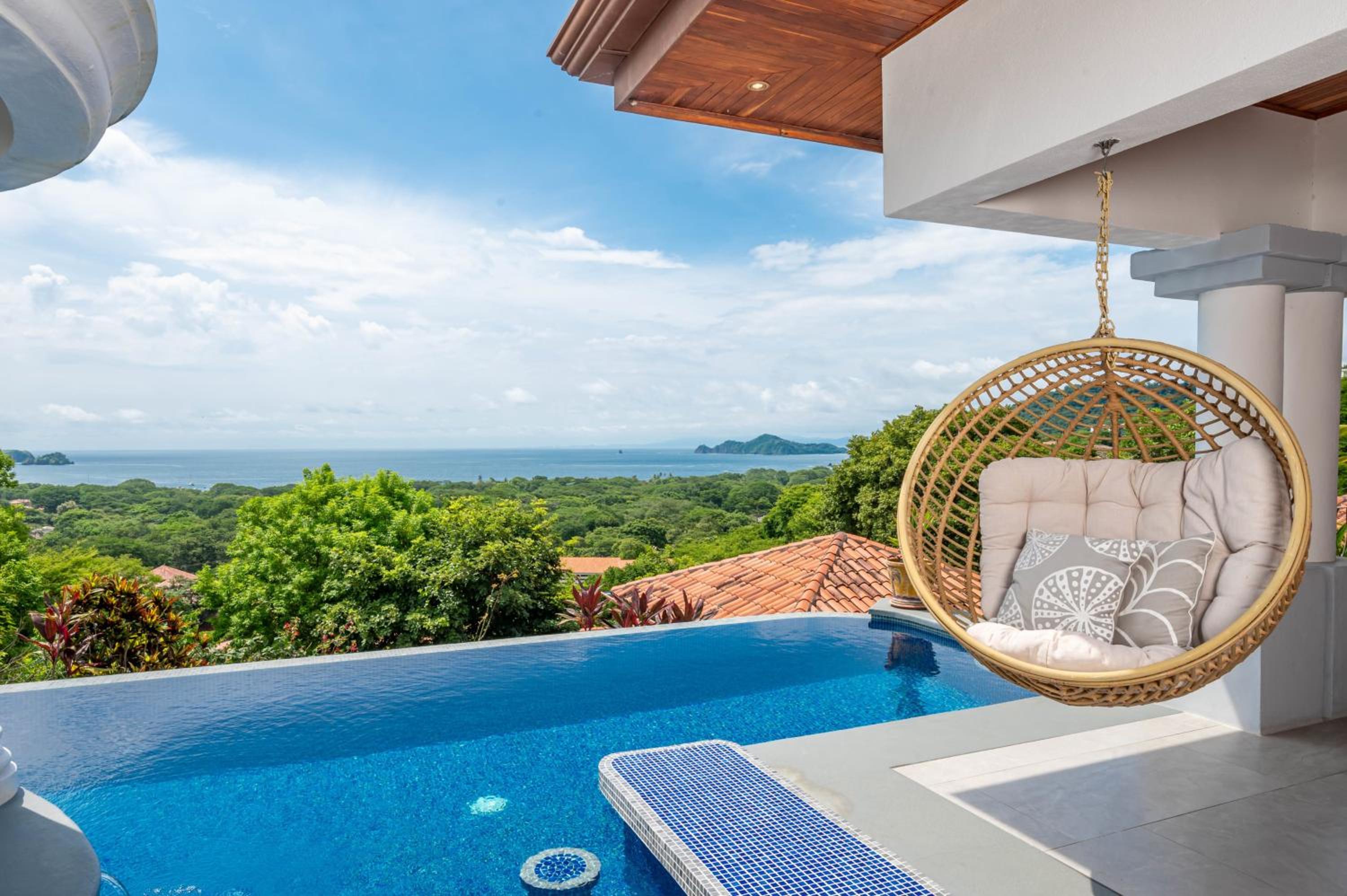 Casa Del Mar 4br Pool Villa Hermosa 8 Guests