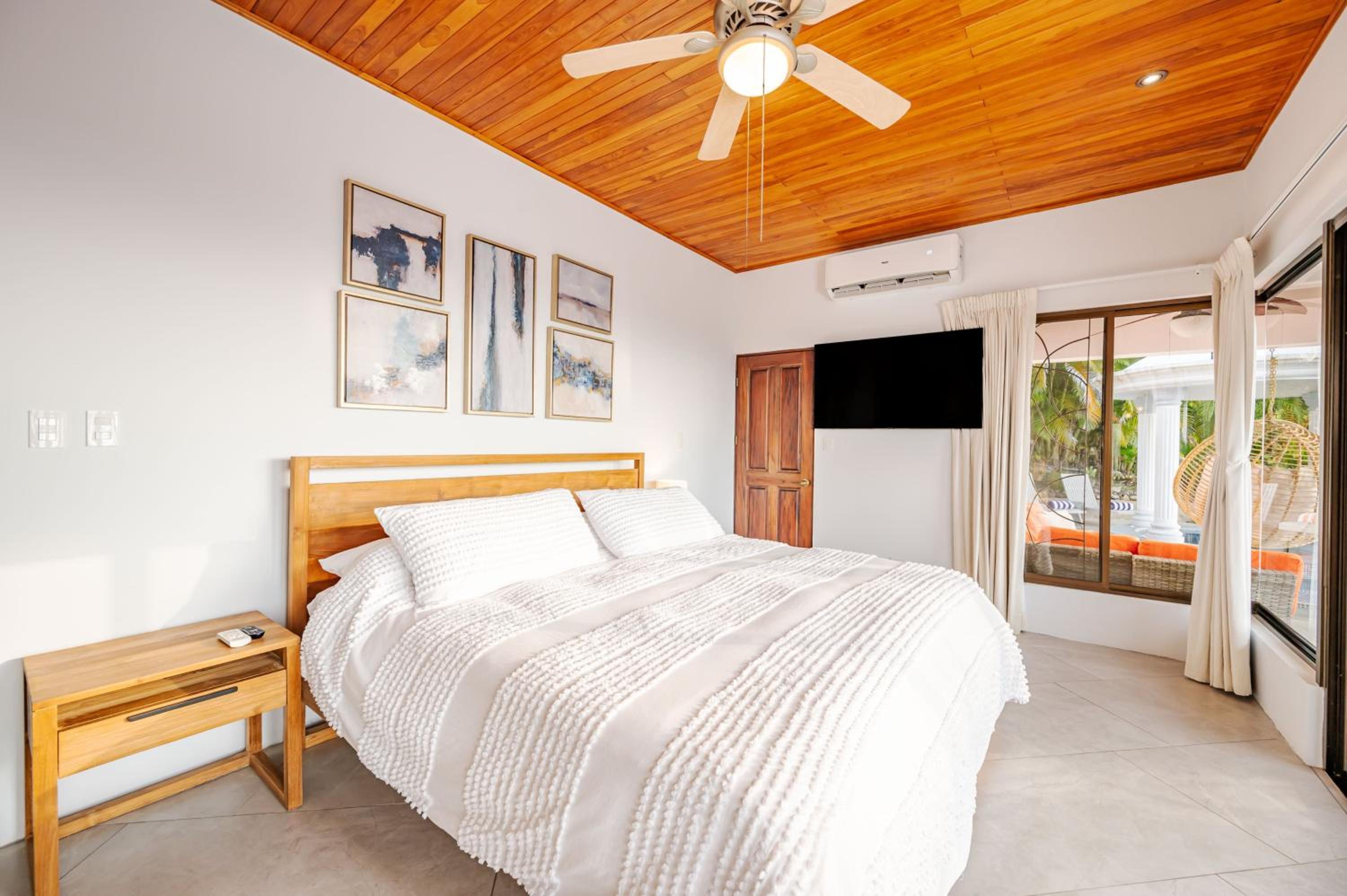 Casa Del Mar 4br Pool Villa Hermosa 8 Guests