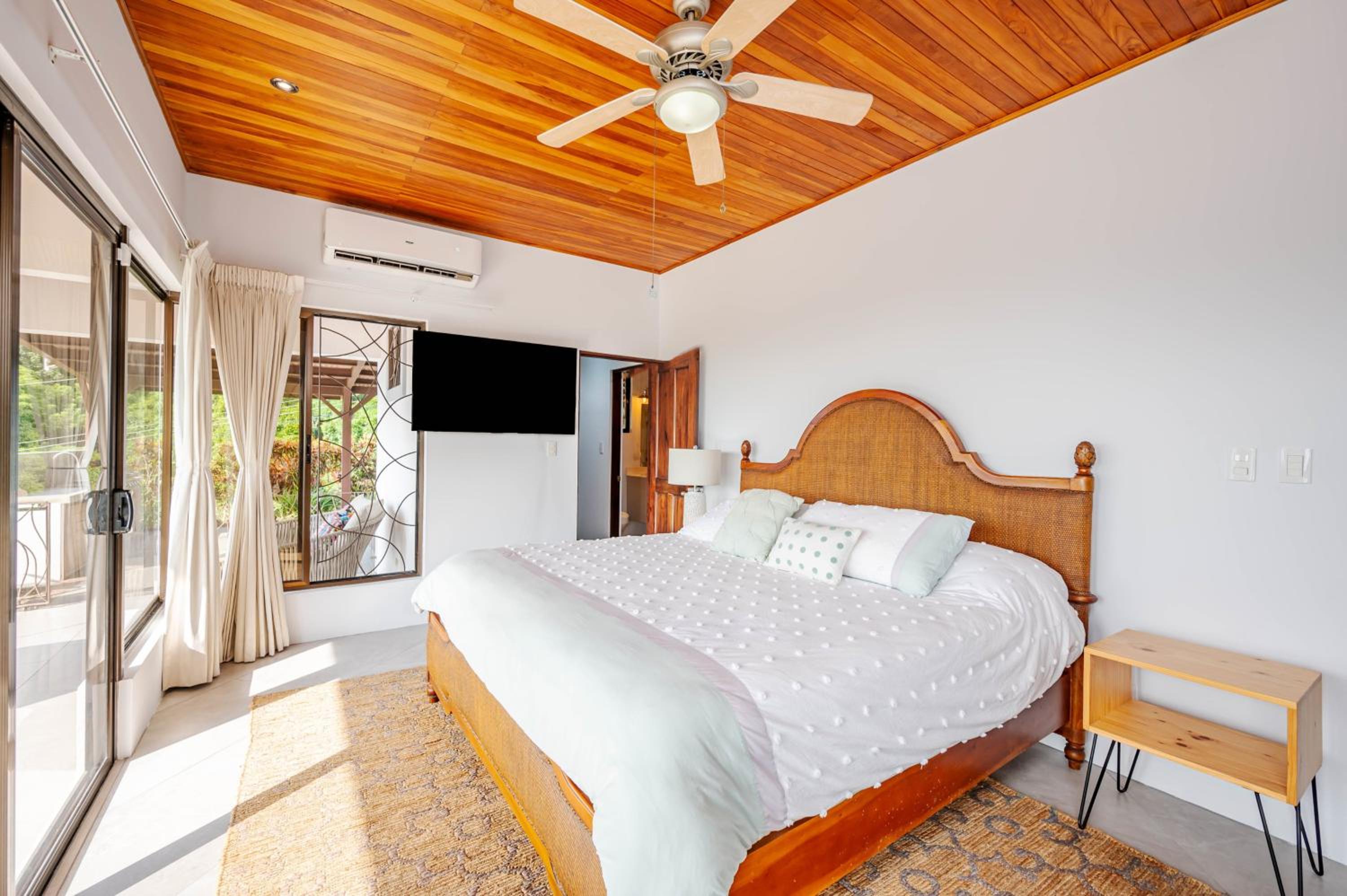 Casa Del Mar 4br Pool Villa Hermosa 8 Guests