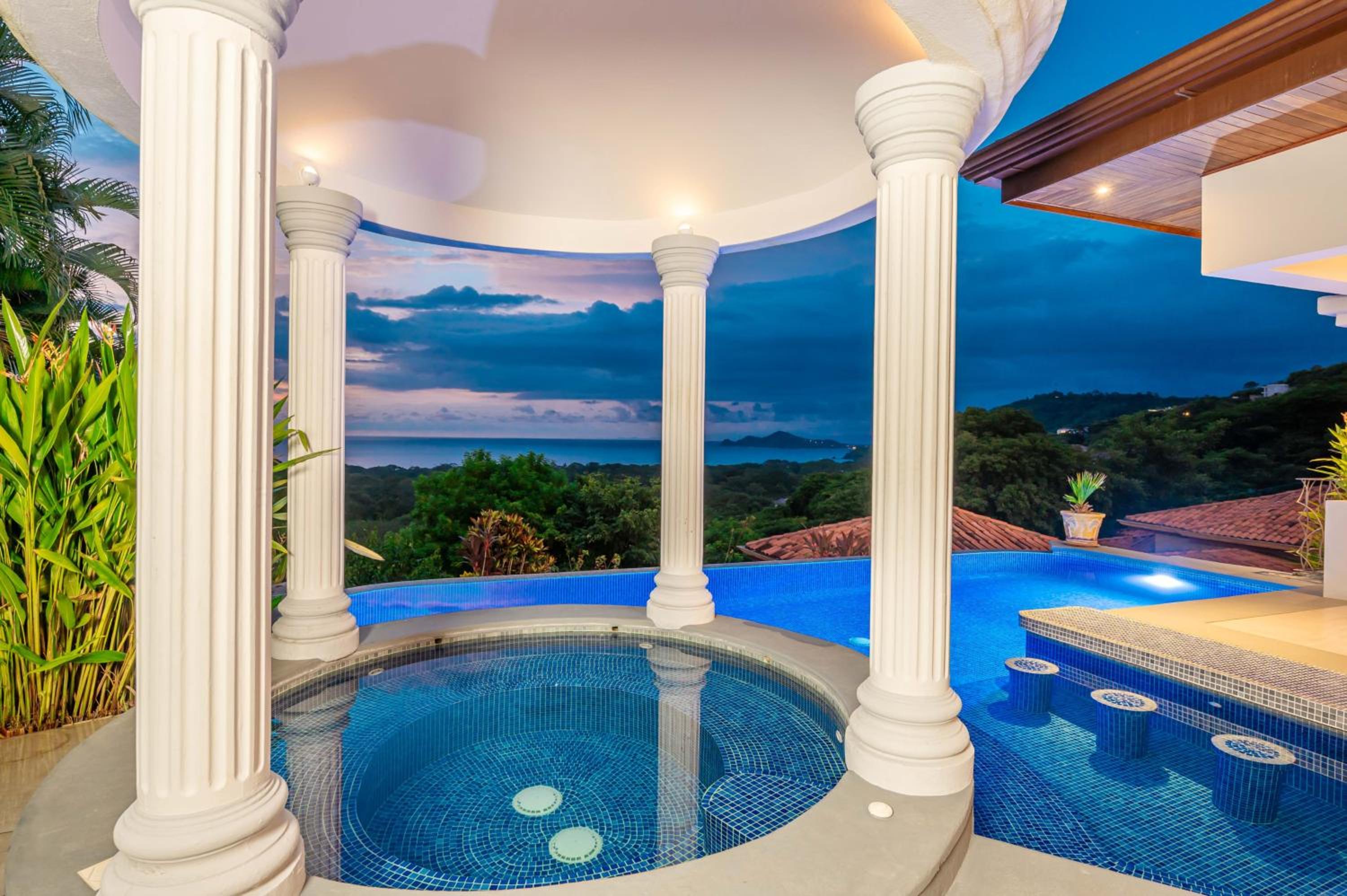 Casa Del Mar 4br Pool Villa Hermosa 8 Guests
