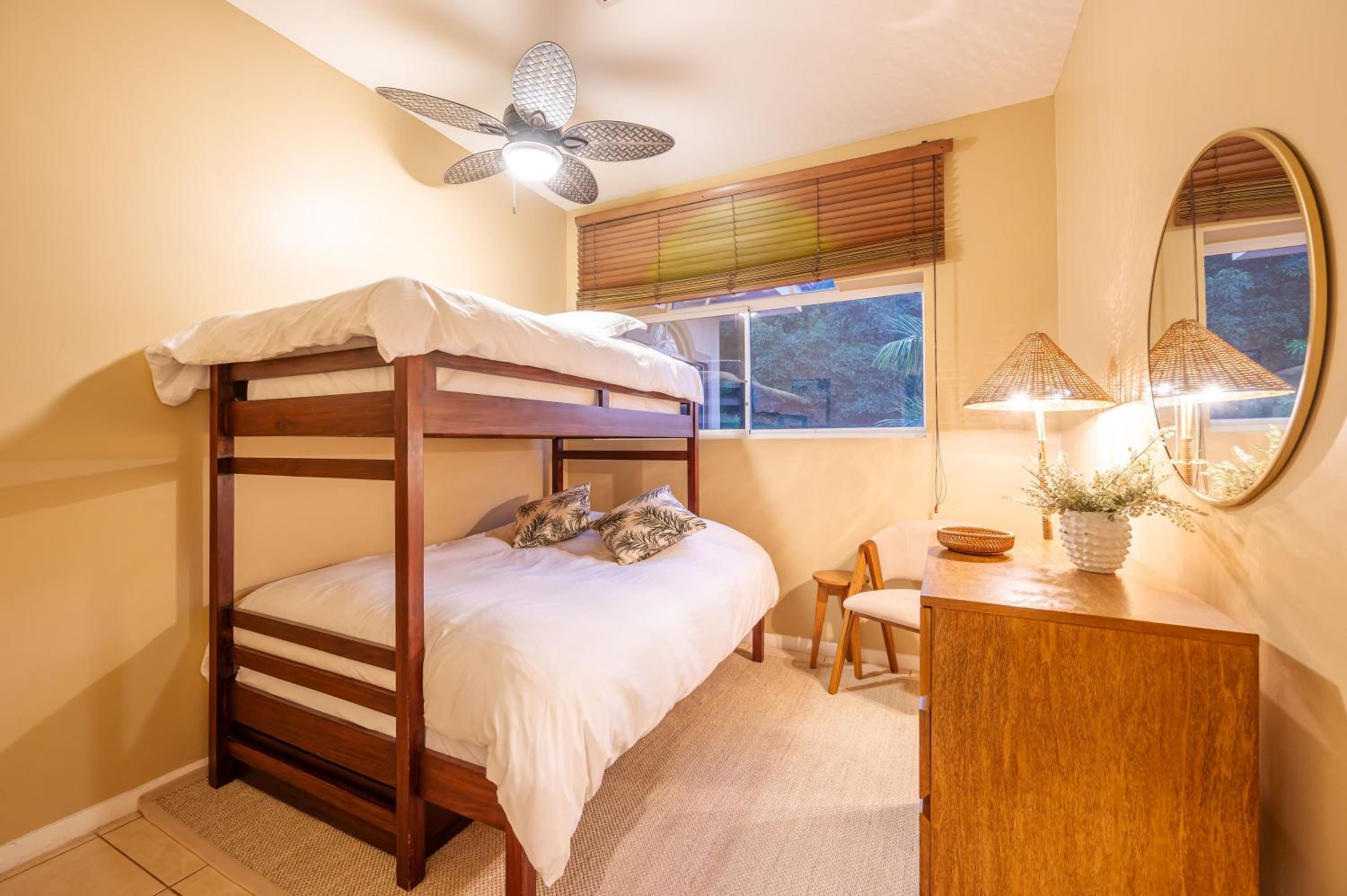 Nube Nueve 5BR Villa w Pool & Ocean Views