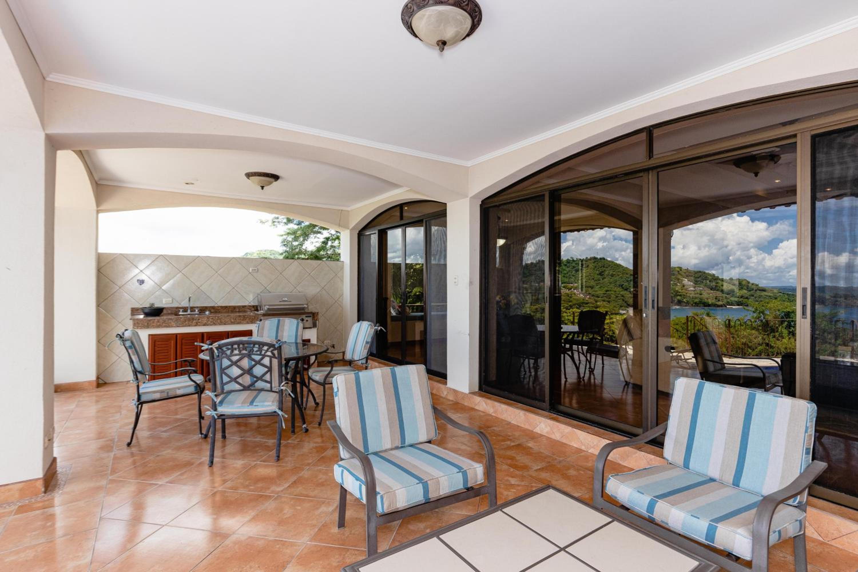 Mariners Point C1 3br Ocean-view Private Pool