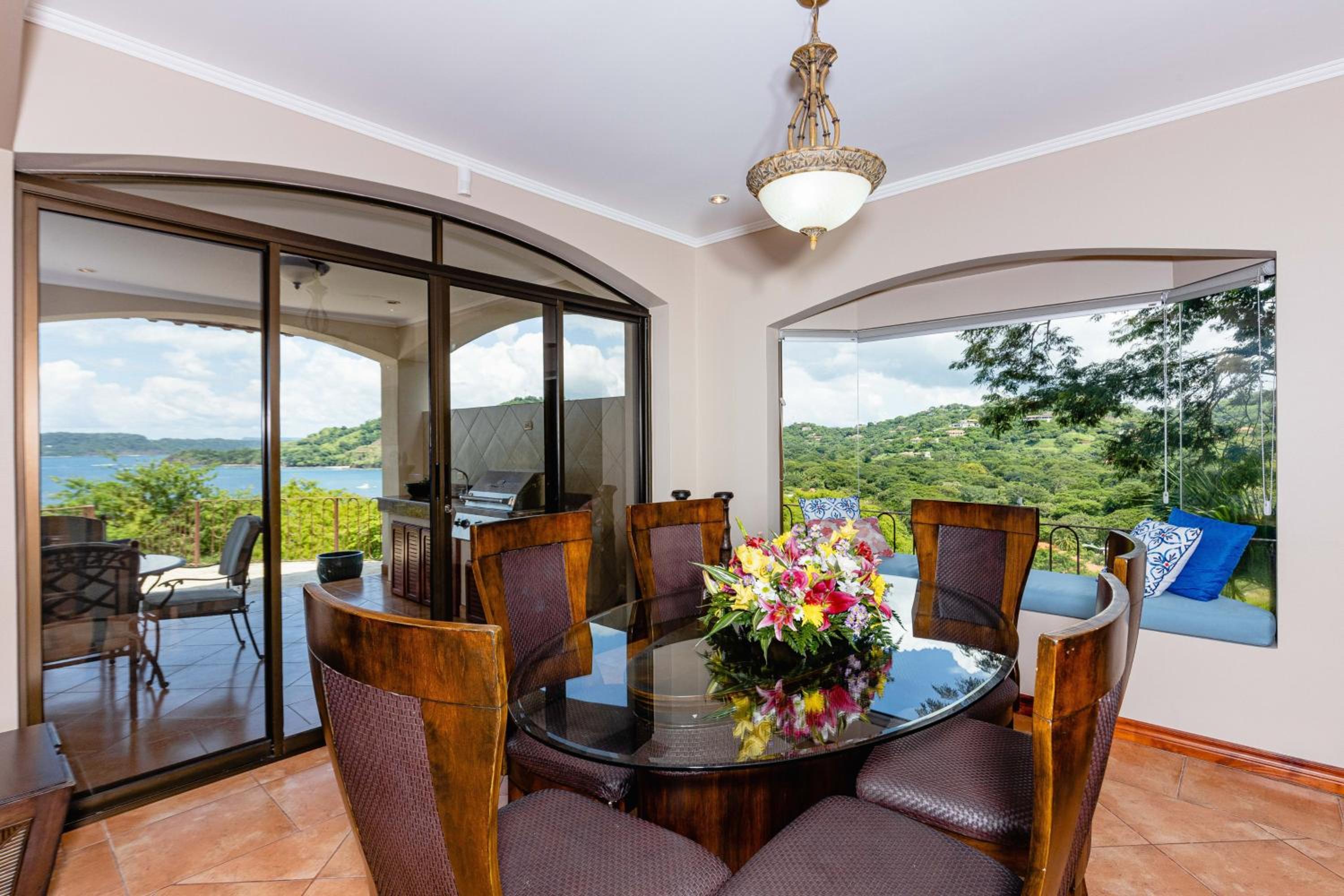 Mariners Point C1 3br Ocean-view Private Pool