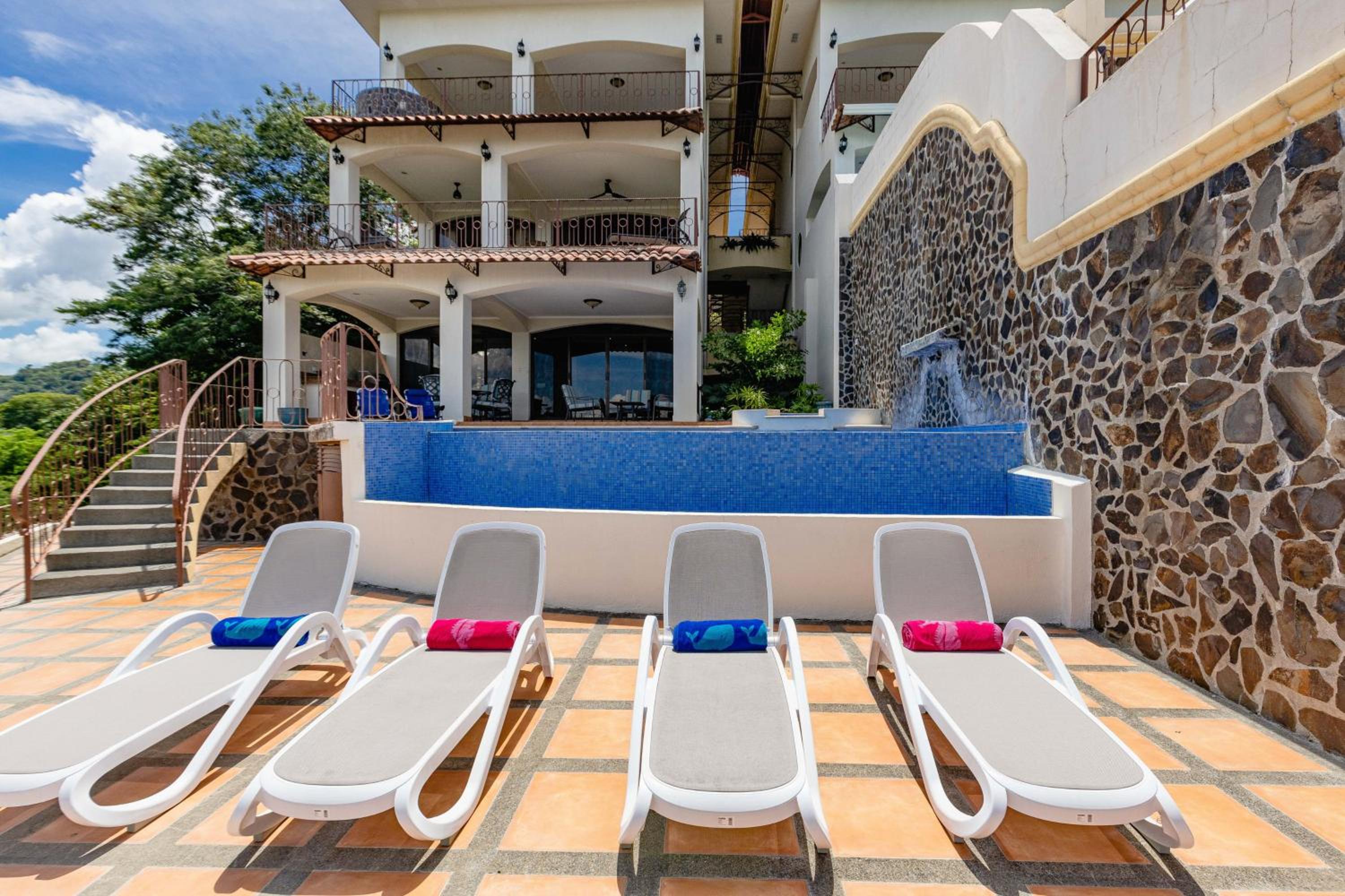 Mariners Point C1 3br Ocean-view Private Pool