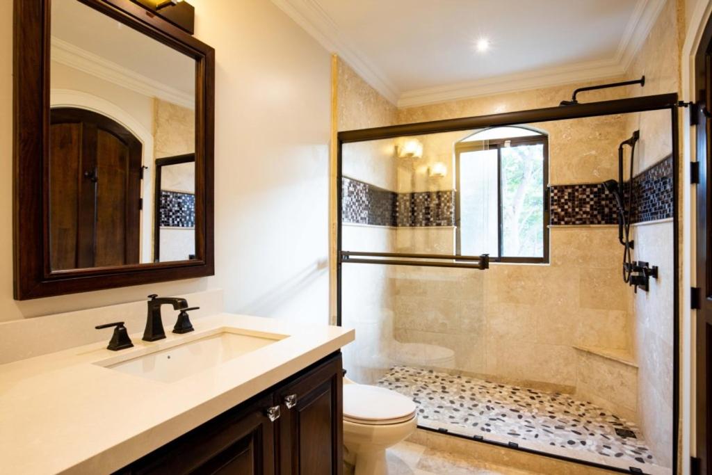 Mariners Point B1 Ocean-view 3br Private Pool