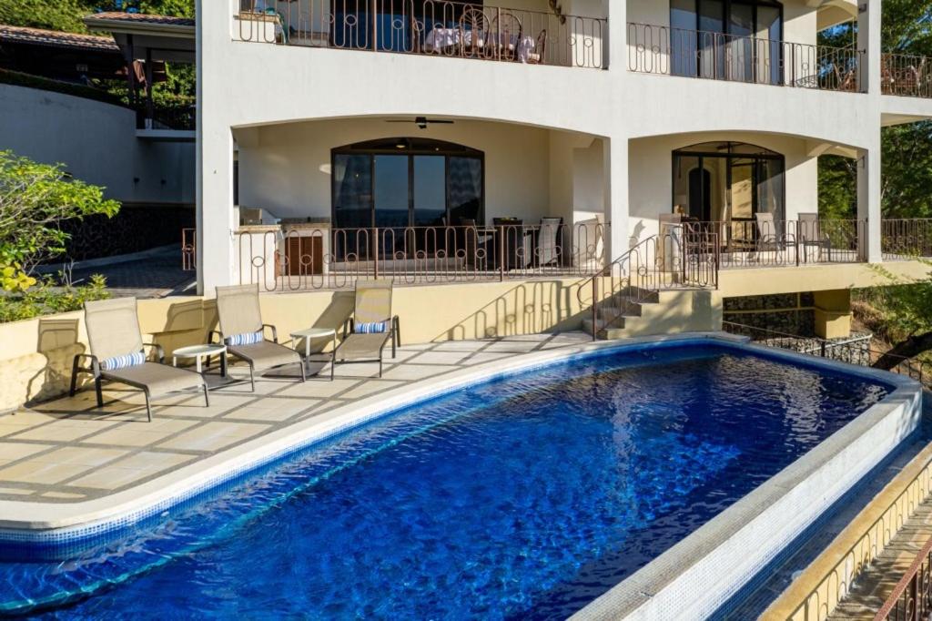 Mariners Point B1 Ocean-view 3br Private Pool