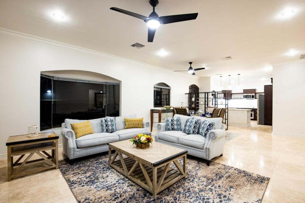 Mariners Point B1 Ocean-view 3br Private Pool