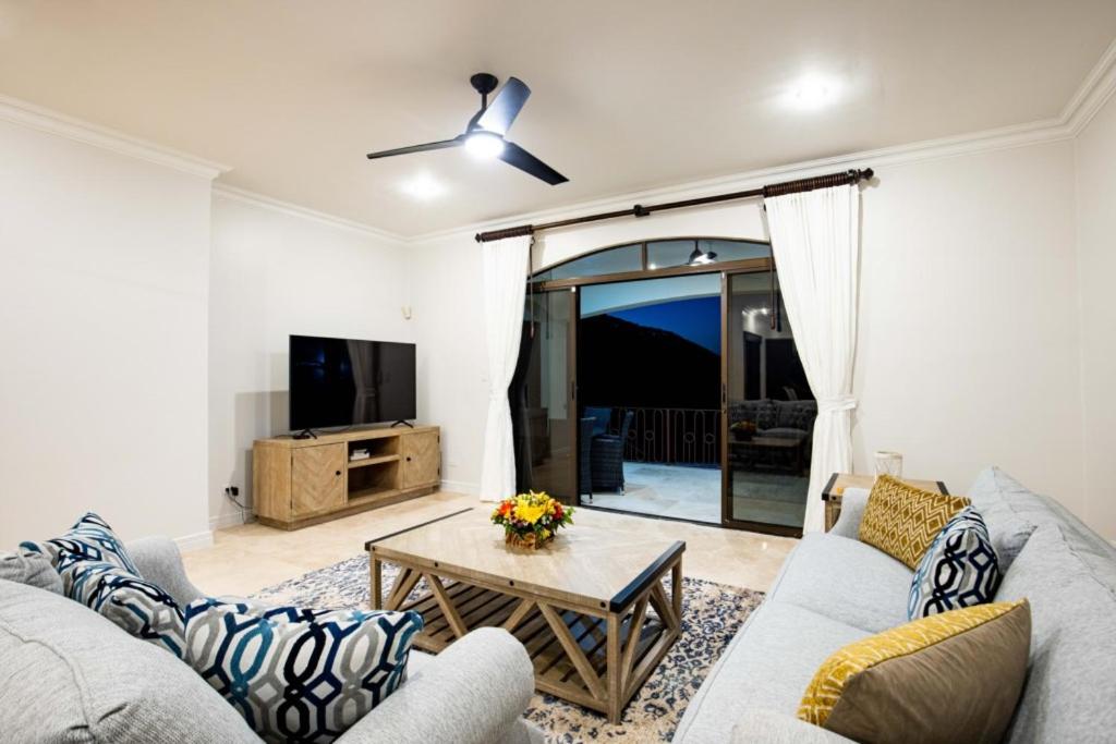 Mariners Point B1 Ocean-view 3br Private Pool