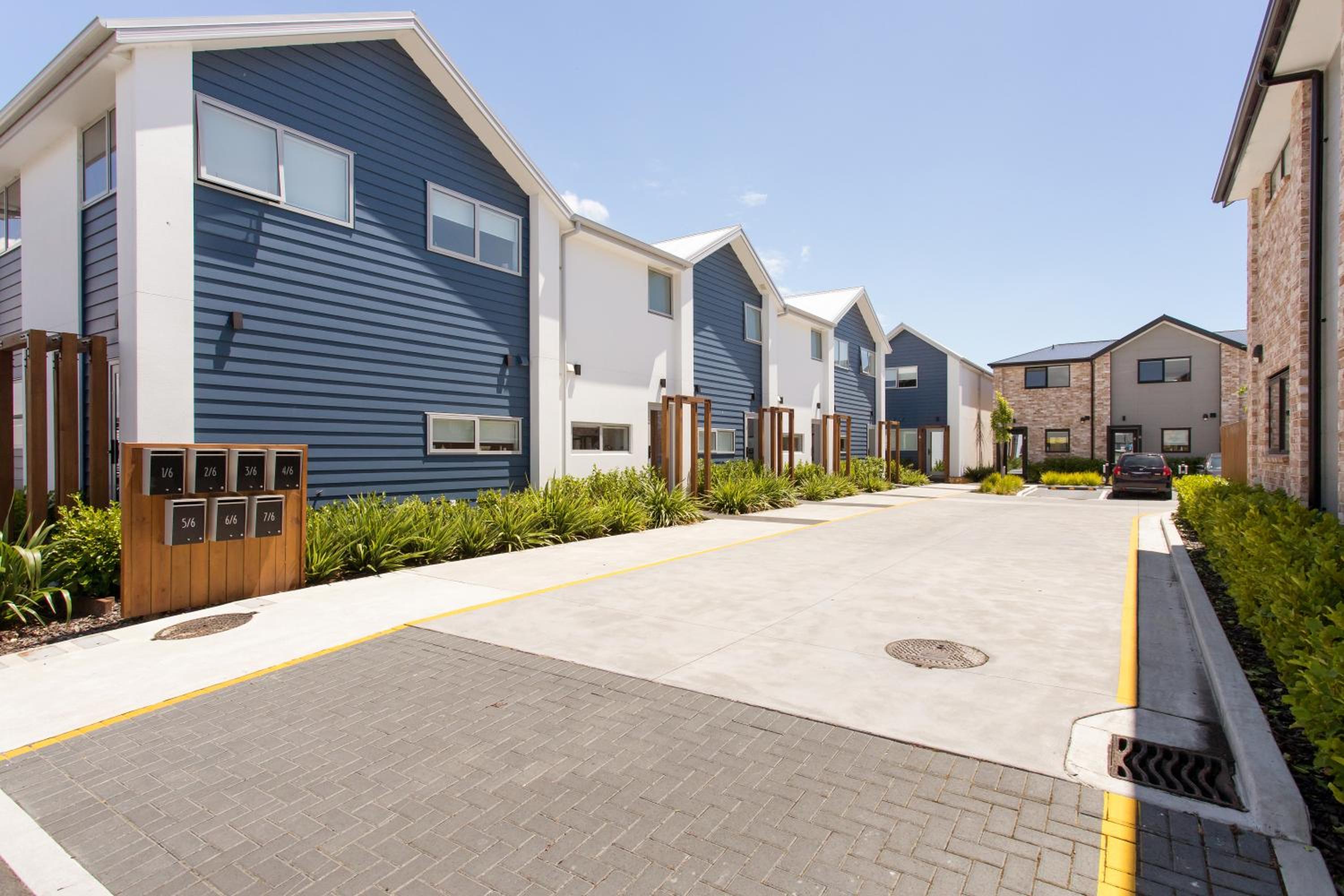 Location Plus Free Off St Park Handy Hospital