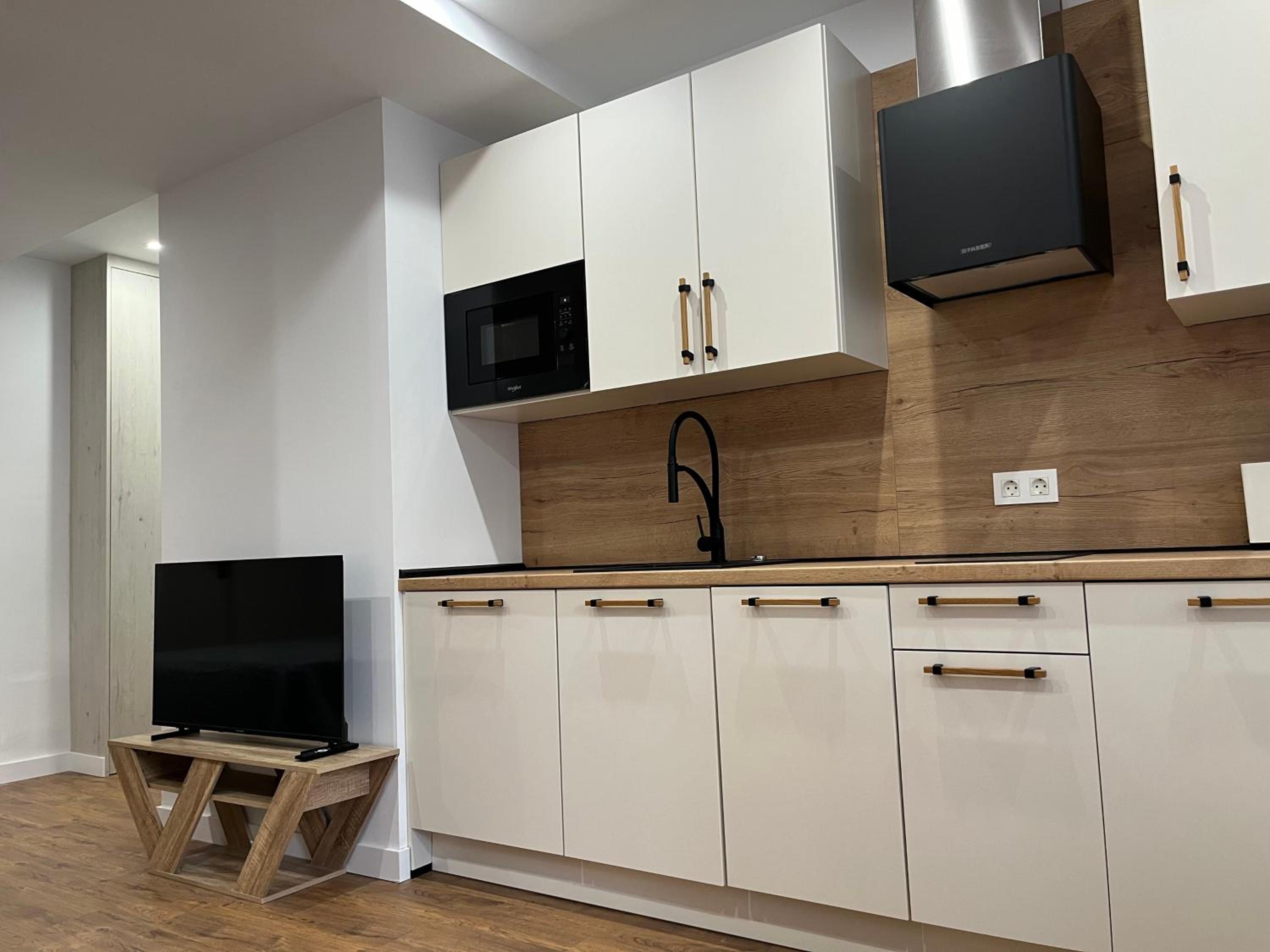 AT Pasaje Sancti Spiritus 1 LARANITASALMANTINA