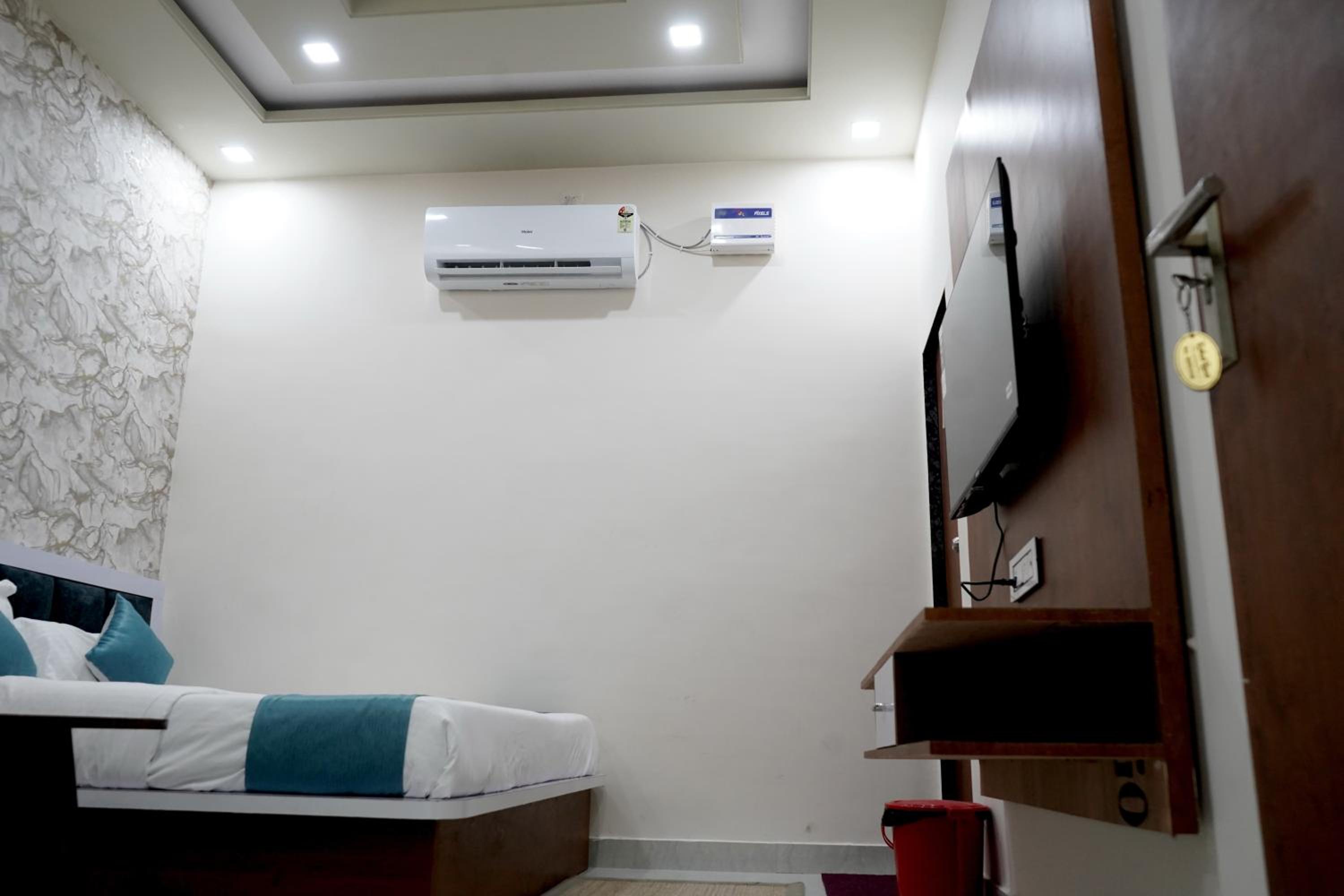 kailash resort