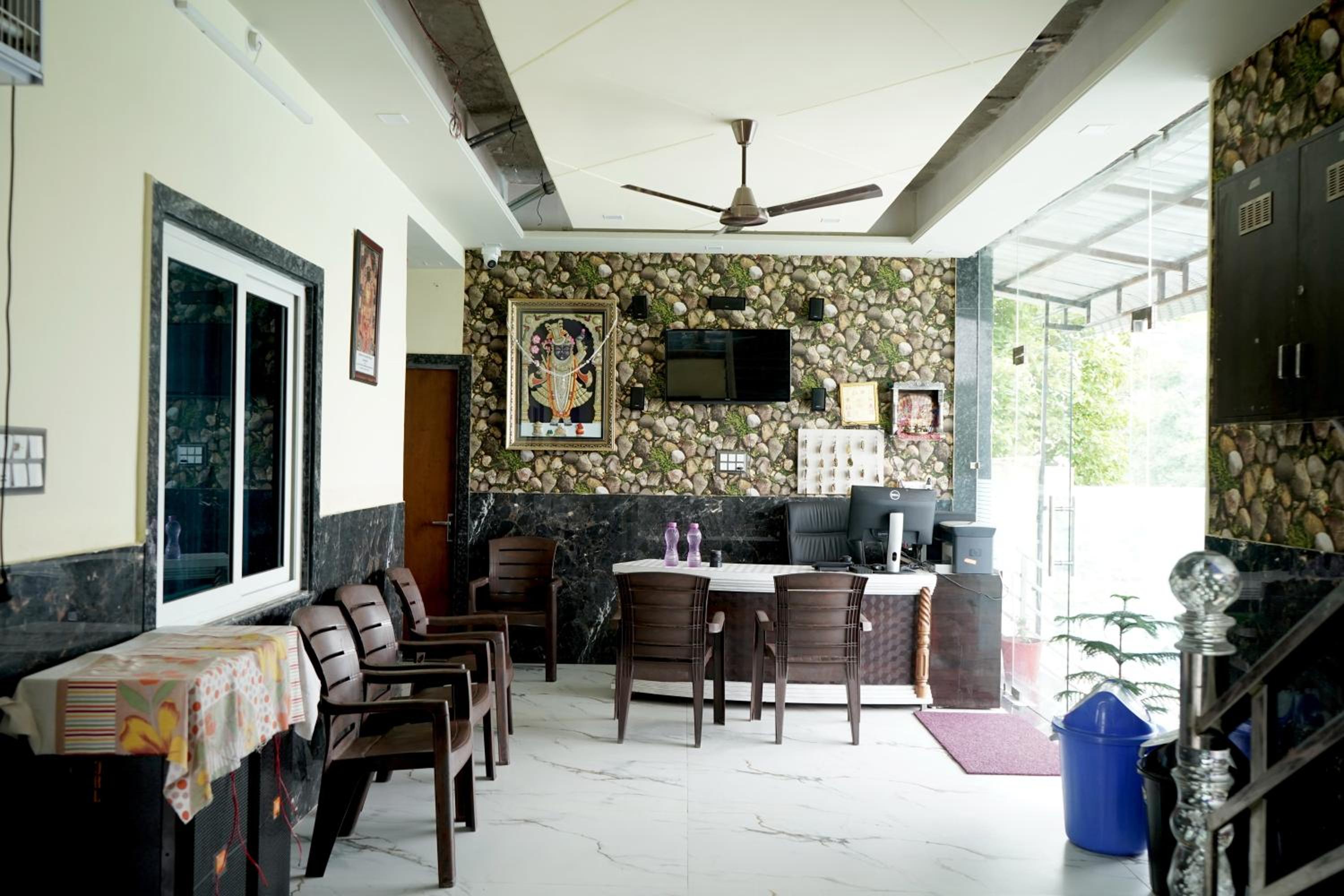 kailash resort