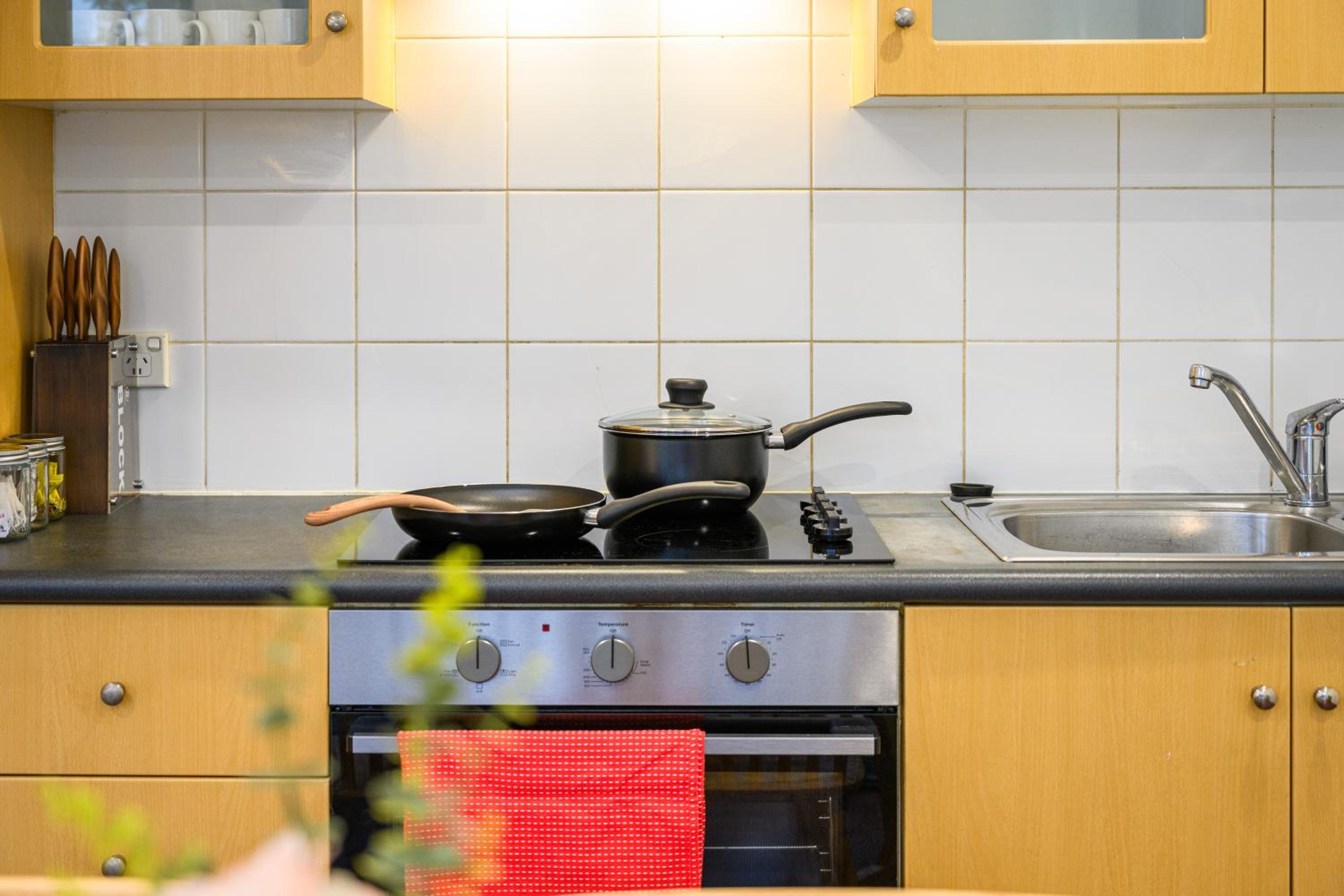 Newtown sweet 1Br close to UnivTrainHospital