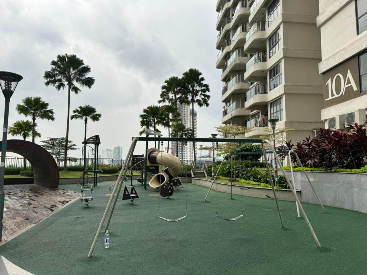 Vesta Homes, RoyalStrand 2BR,DangaBay