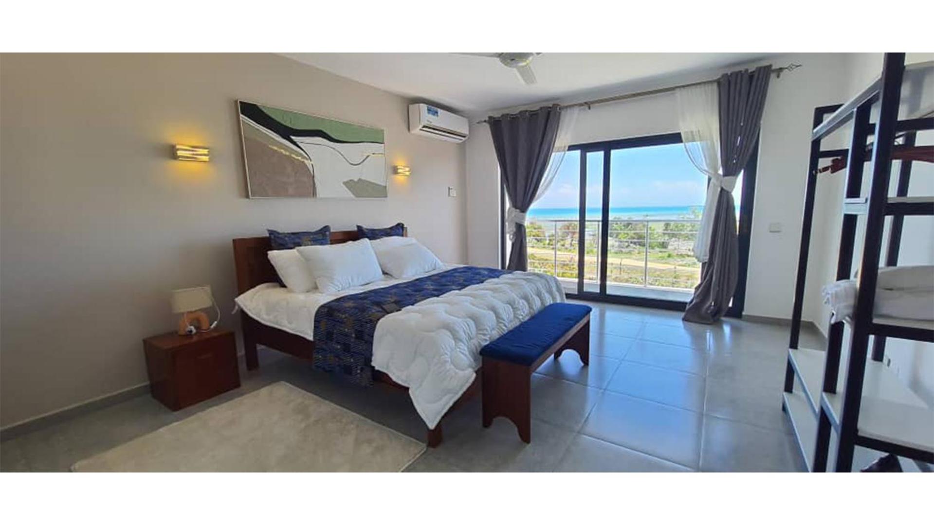 Bahari Breeze Suites