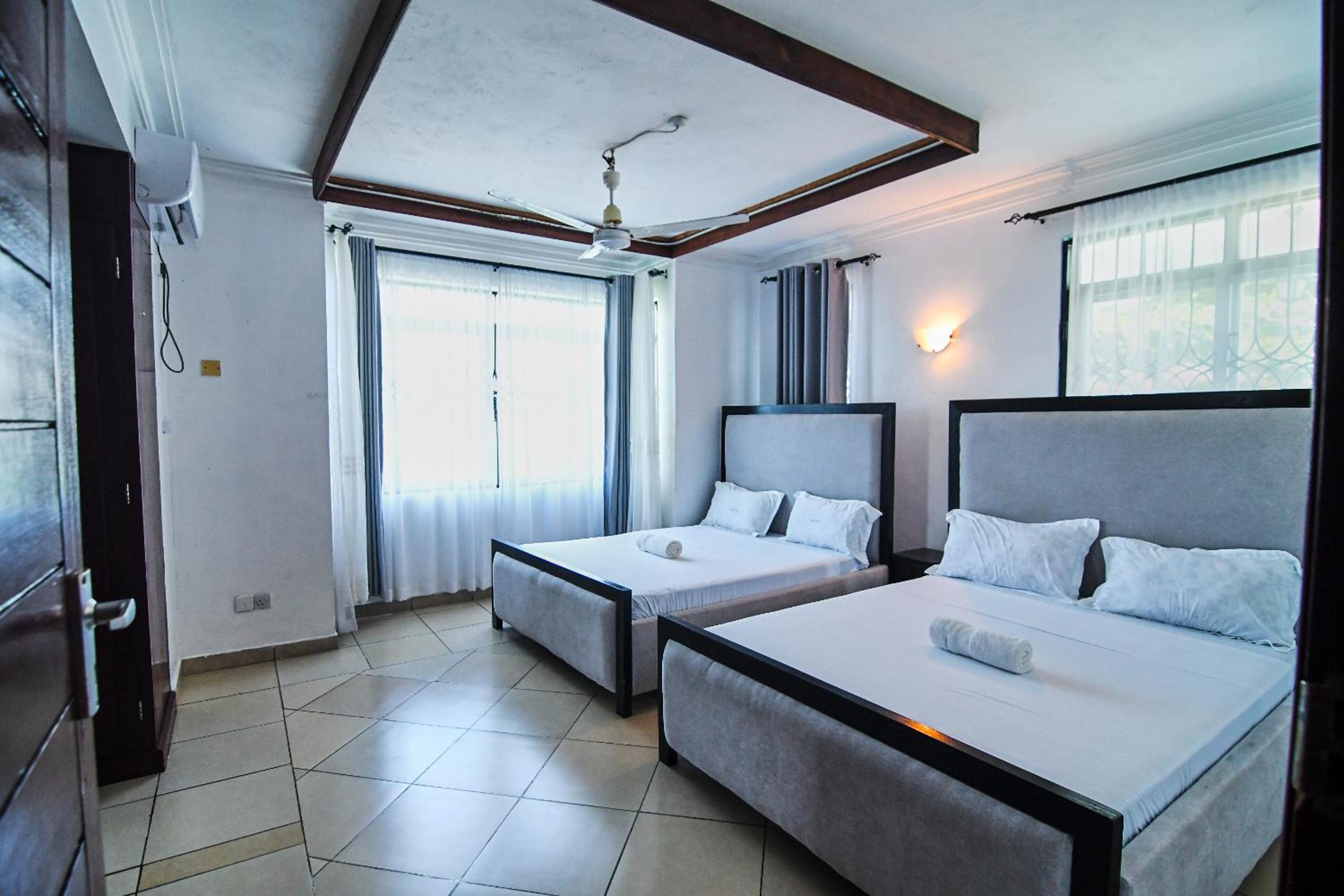 Halisi Stays Nyali 3BR Apartment with AC and Pool view 4