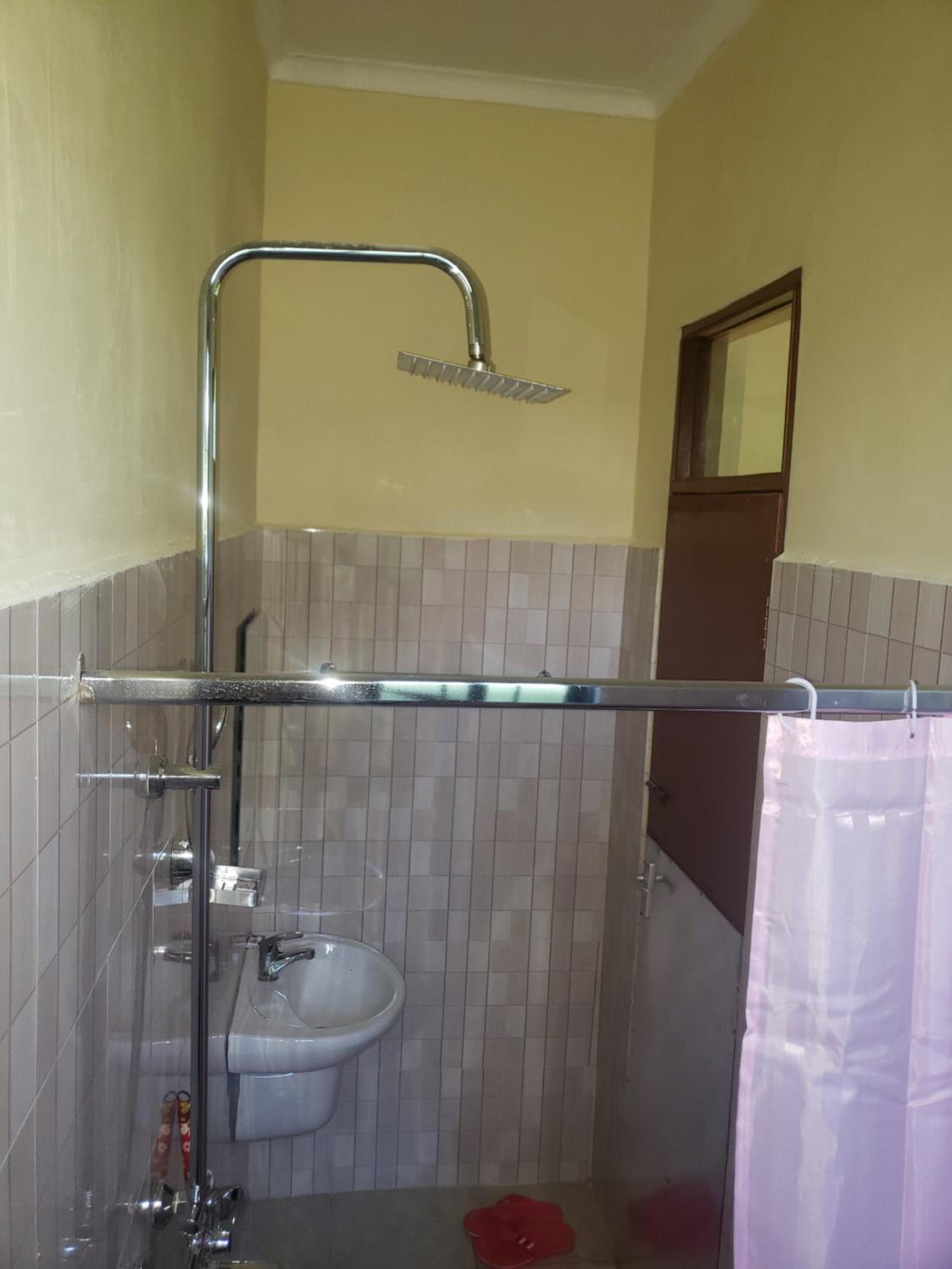 L&j modern backpackers BnB