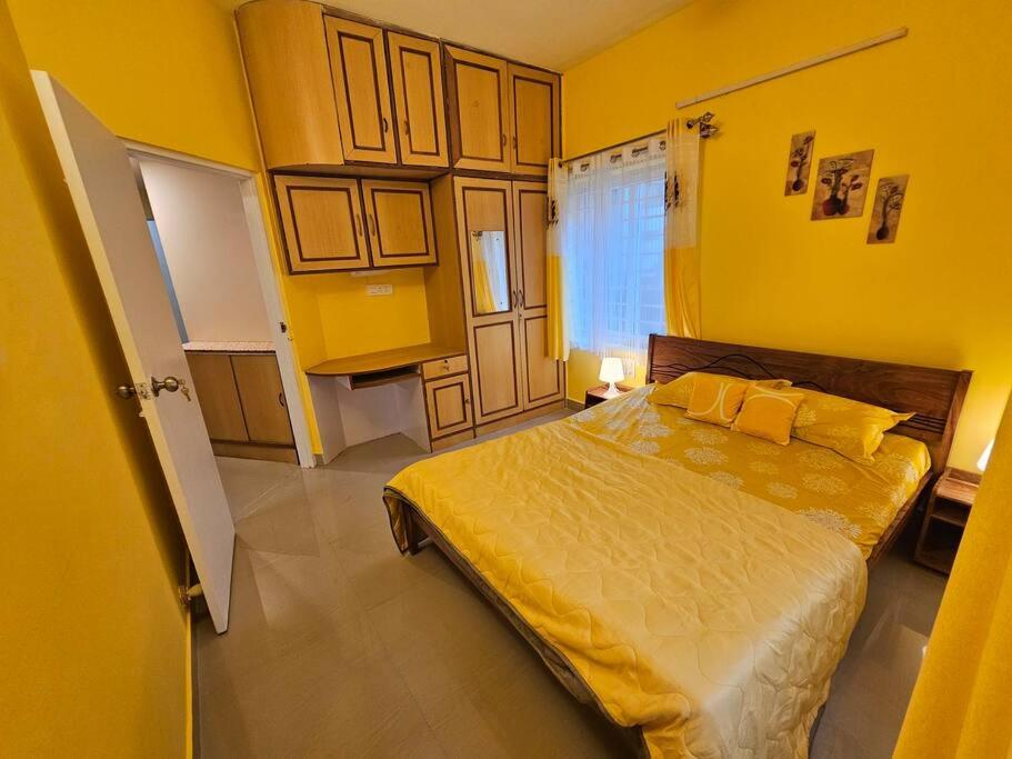 2 BHK APT in RustamBagh - Indranagar view 3