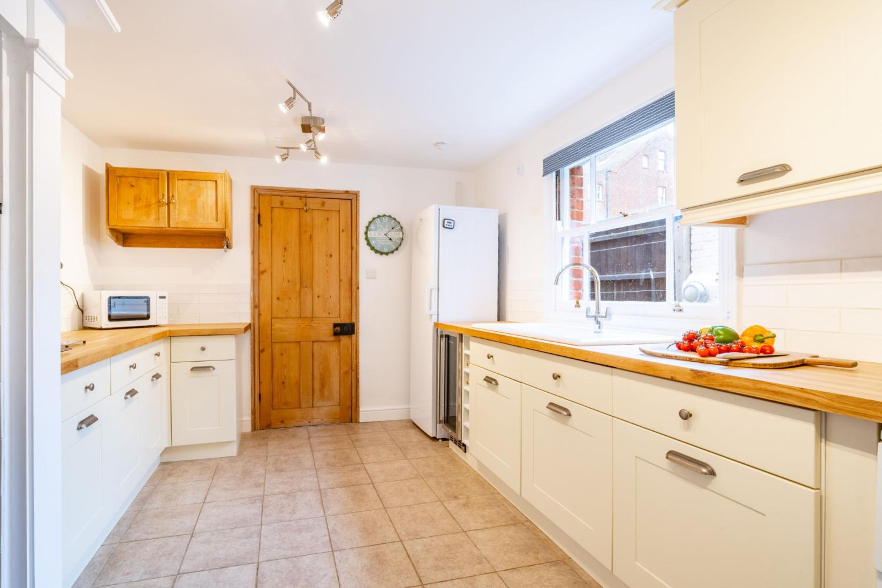 Sea Thrift House by Big Skies Cottages