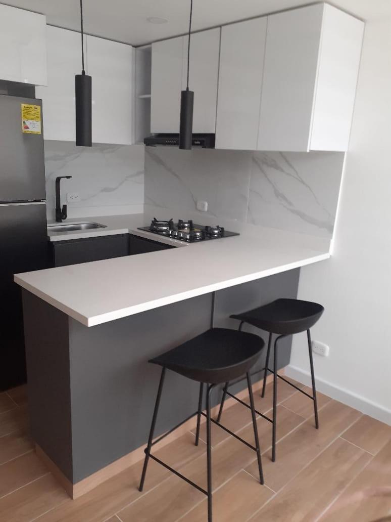 Moderno Apartamento en la Colina