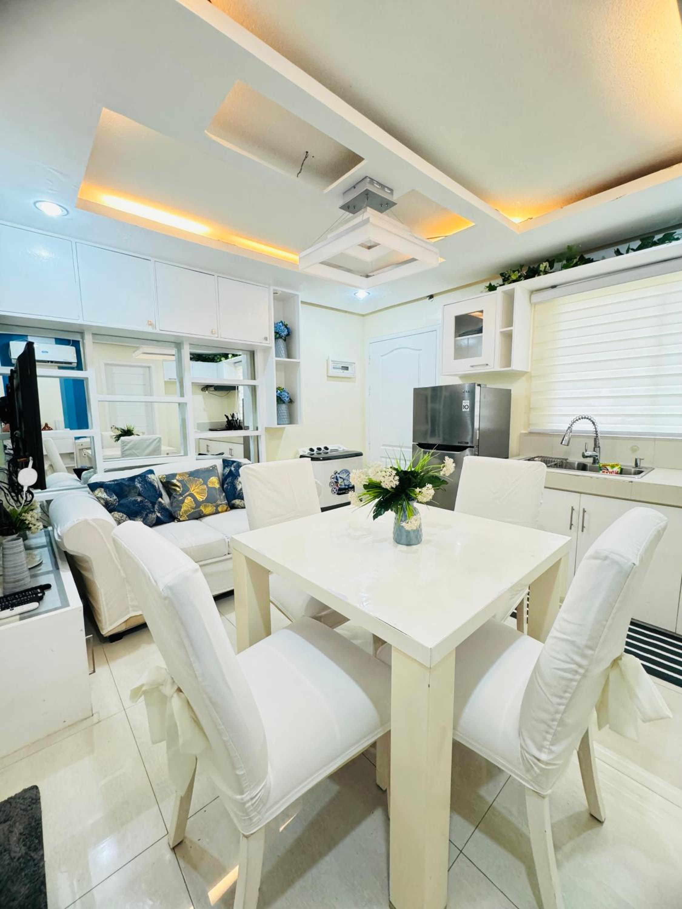 Sanremo Oasis Unit 5522 - 2BR Fully Furnished view 3