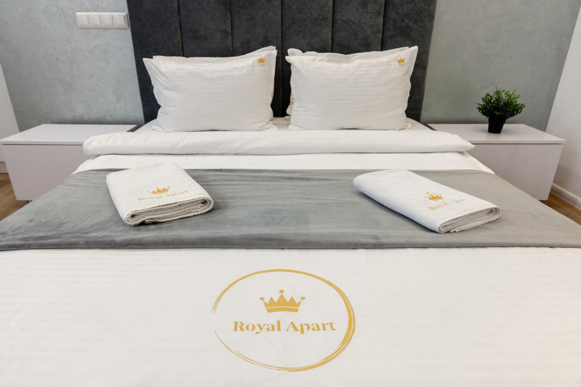 Royal Apartment on Franka 28 view 5
