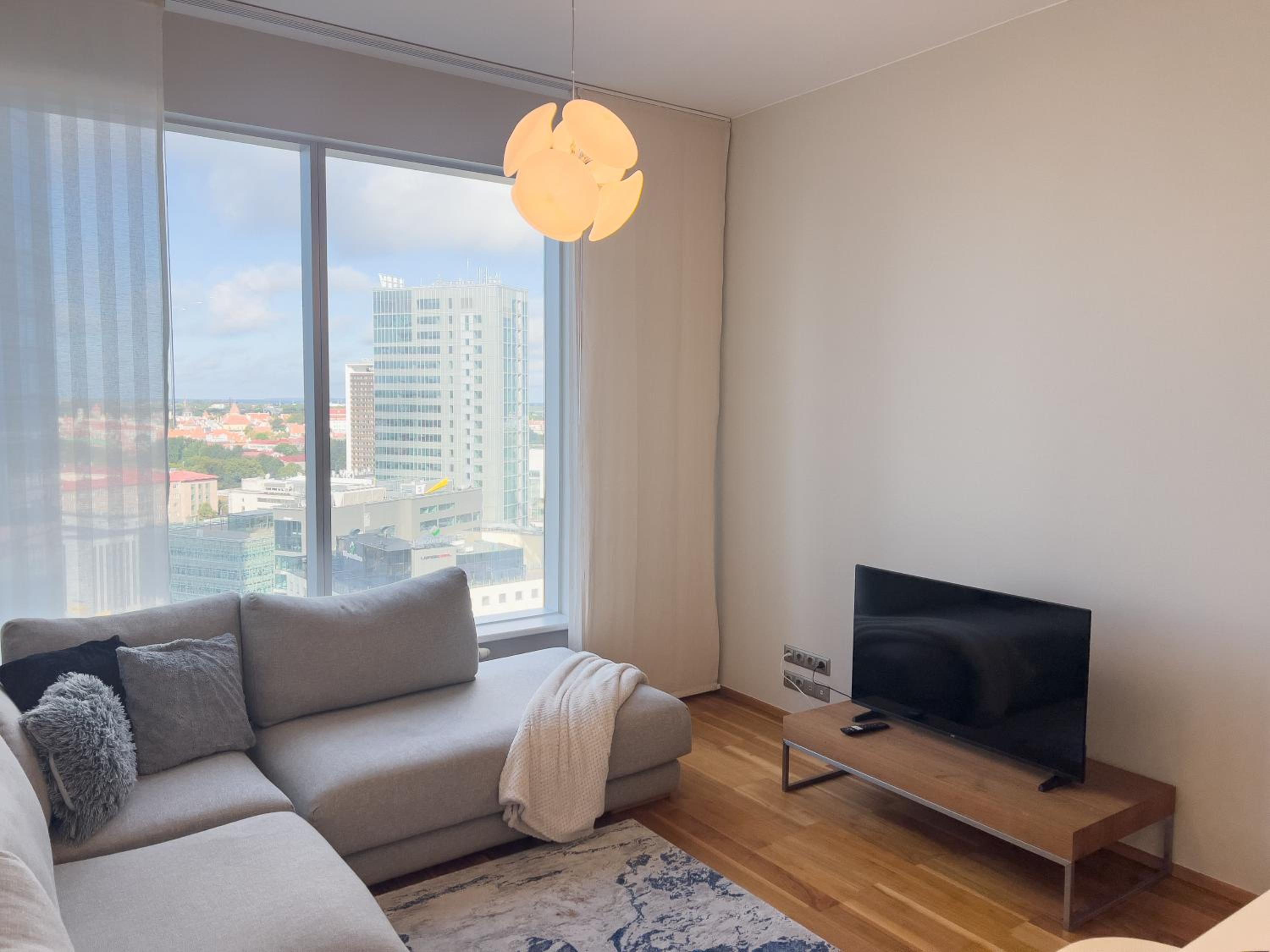 13th Floor Cityview Luxury view 5