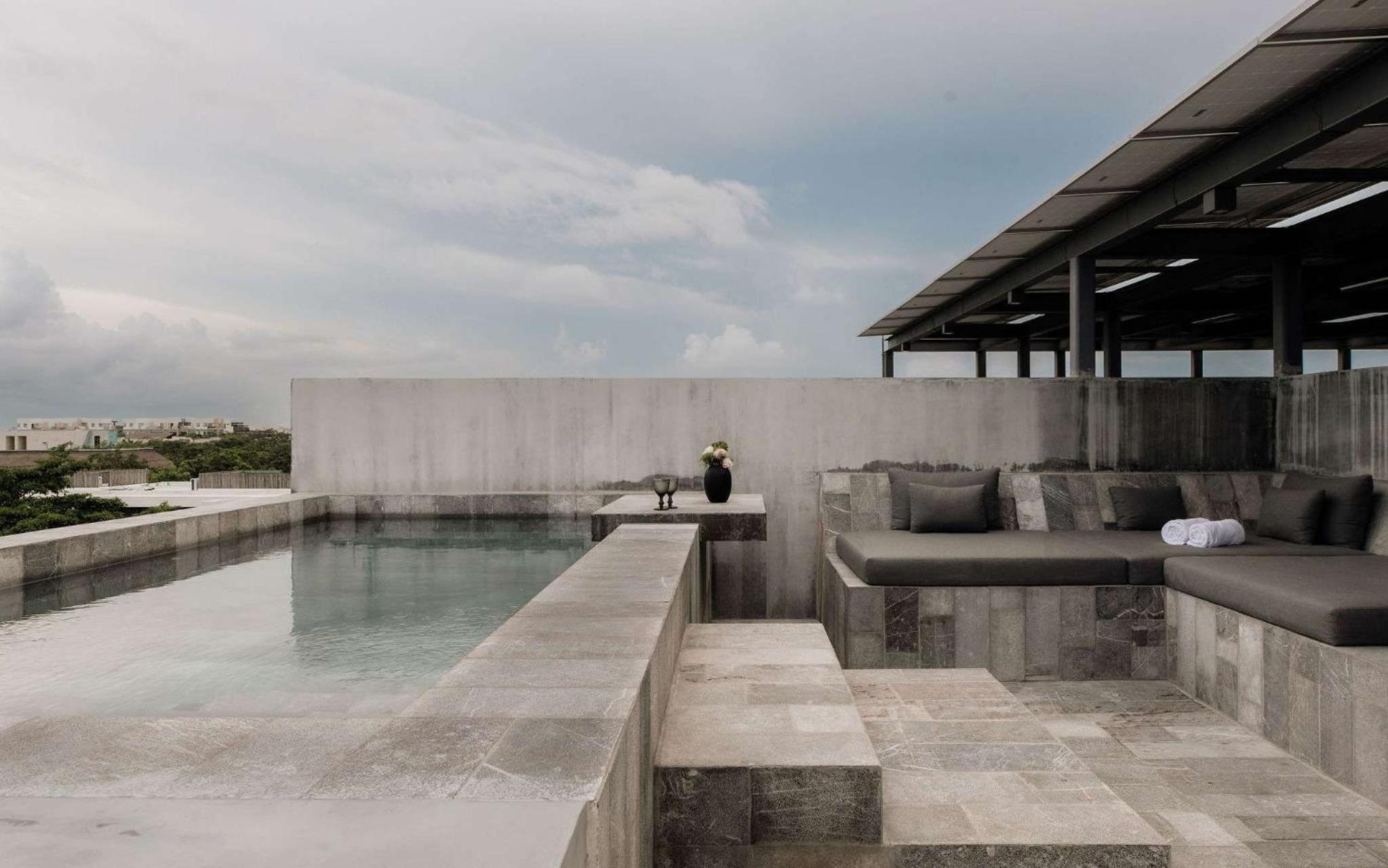 Barneys New York Residences White view 5
